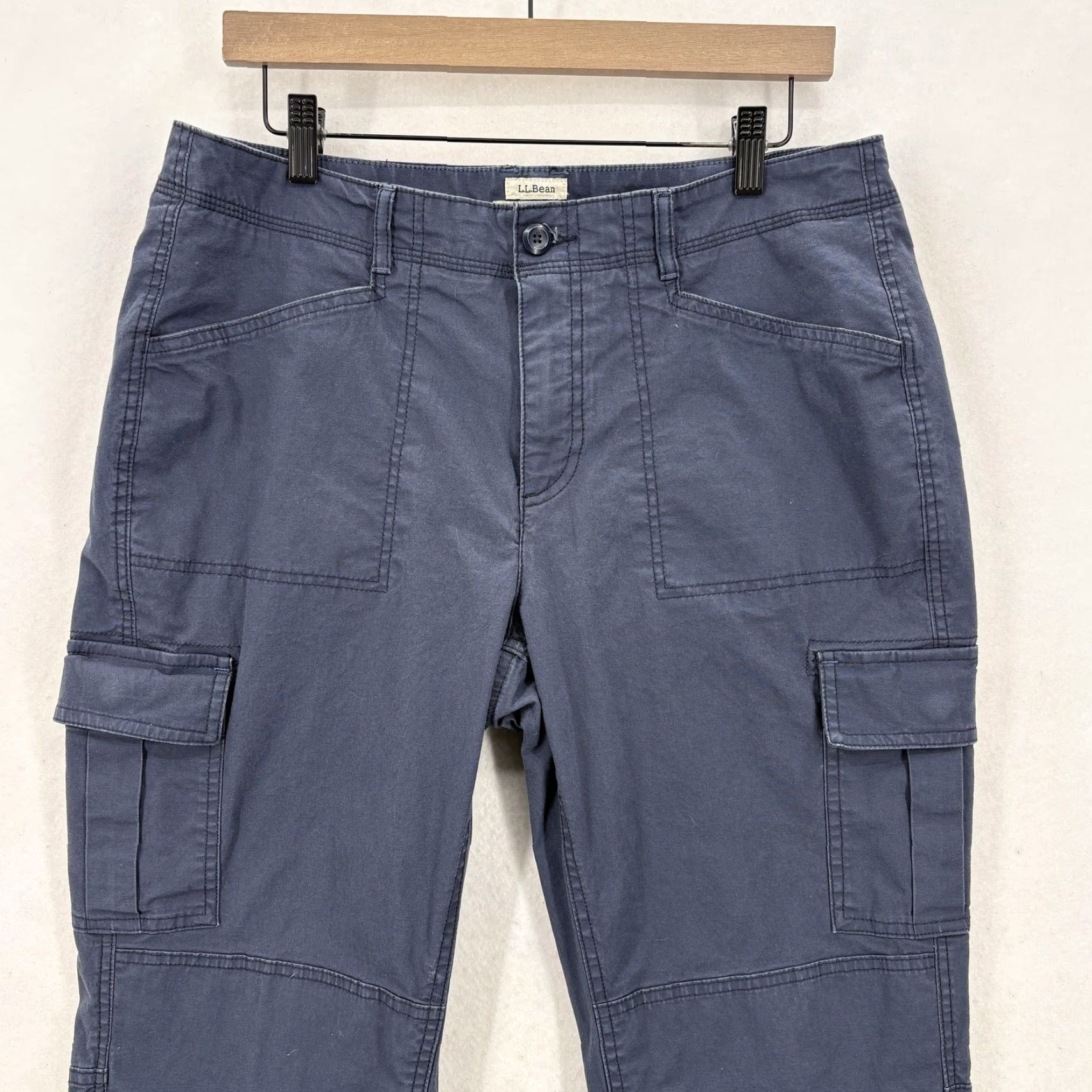 Vintage VINTAGE not applicable; generate title: L.L. Bean Favorite Fit Cargo Pants Womens 12P Blue Twill Stretch Hiking Pants Size 34" / US 12 / IT 48 - 2 Thumbnail