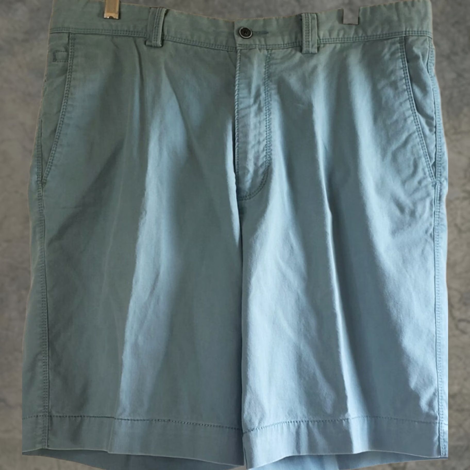 Tommy Bahama Tommy Bahama Men's Chino Shorts Light Blue Green 34 9.5" Inseam Relaxed Cotton Tencel Stretch Casual" Size US 34 / EU 50 - 1 Thumbnail