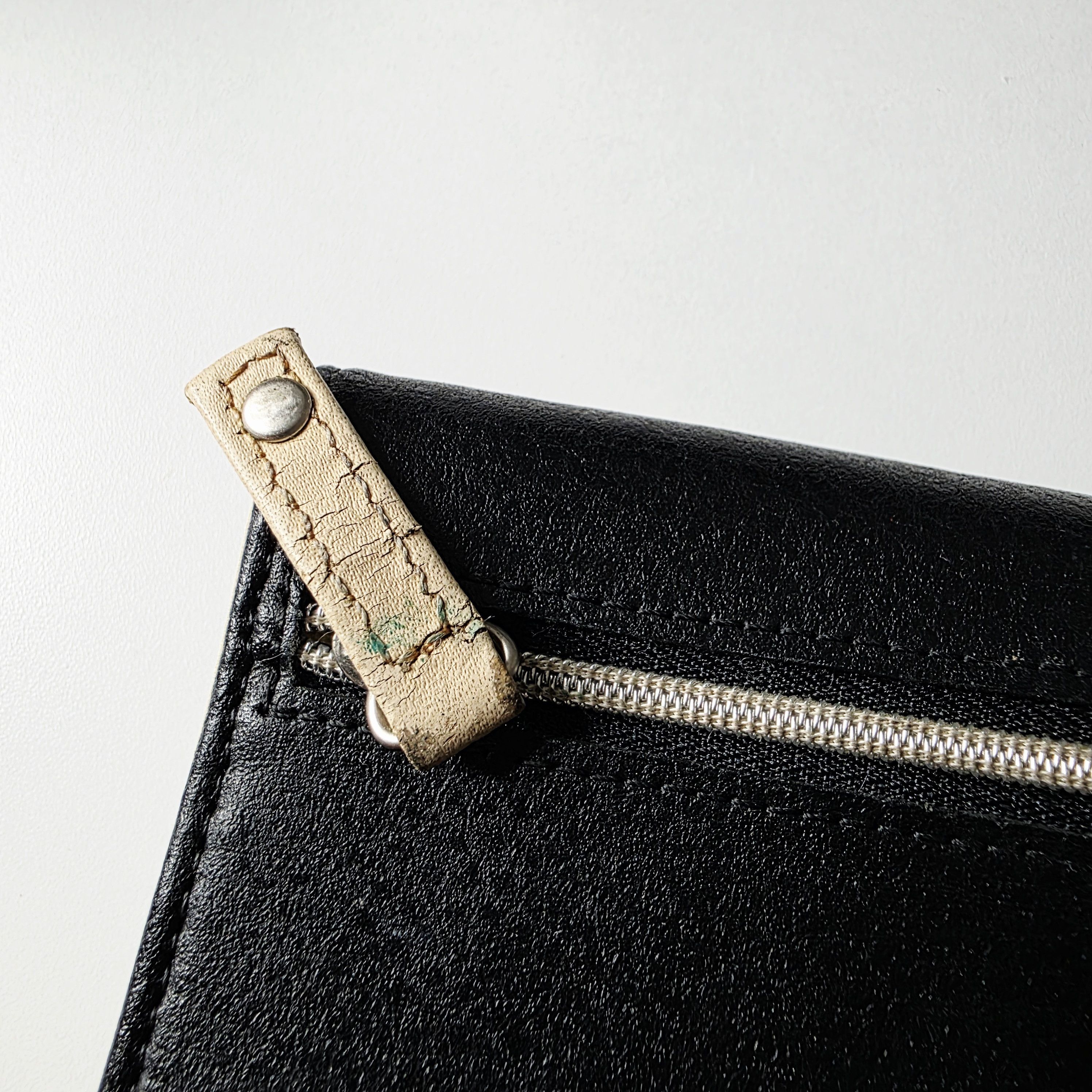 Vintage Vintage Sanrio Hello Kitty 30th Anniversary Leather Wallet Size ONE SIZE - 12 Thumbnail