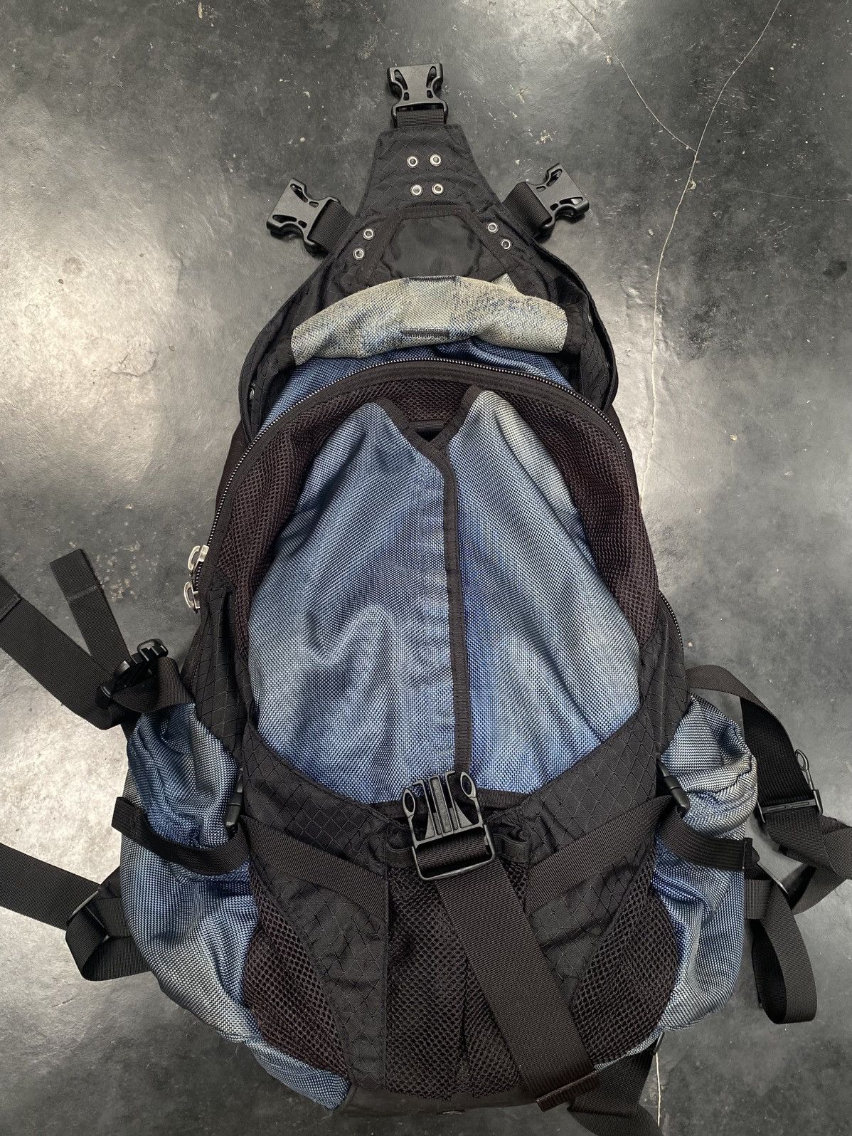 Oakley Vintage 90S Oakley Technical Backpack Blue Size ONE SIZE - 9 Thumbnail