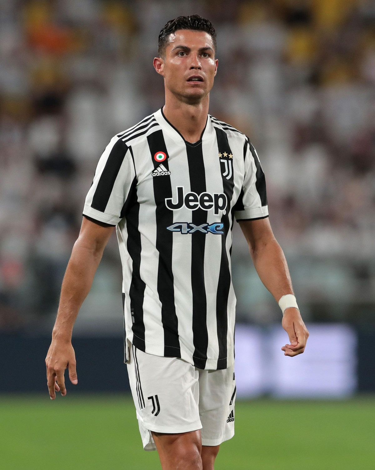 Adidas × Vintage JUVENTUS ADIDAS 2021/2022 FOOTBALL HOME JERSEY #7 RONALDO Size US M / EU 48-50 / 2 - 13 Thumbnail