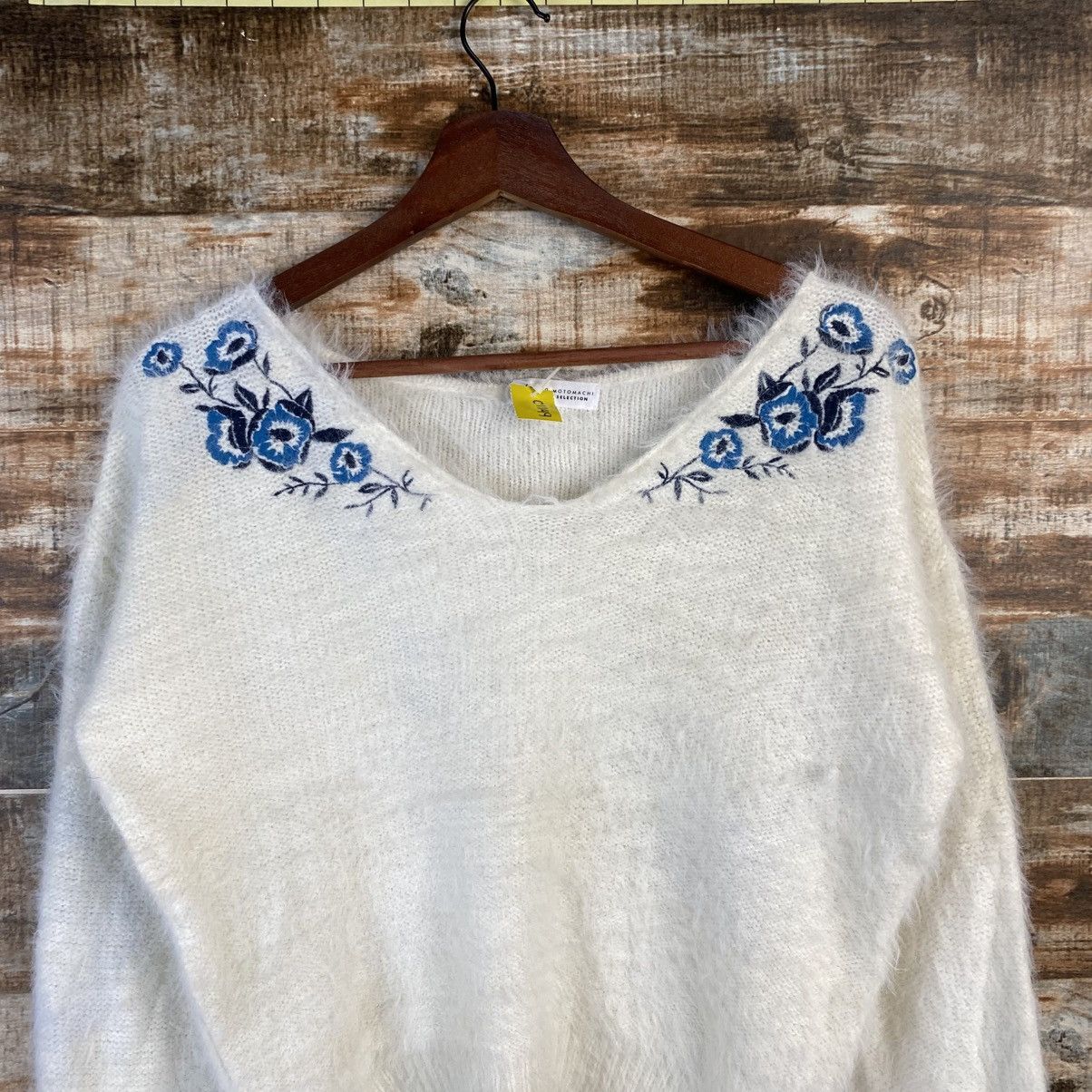 Japanese Brand DL Jayro White fur shaggy Mohair Knitwear #C1149 Size M / US 6-8 / IT 42-44 - 2 Thumbnail