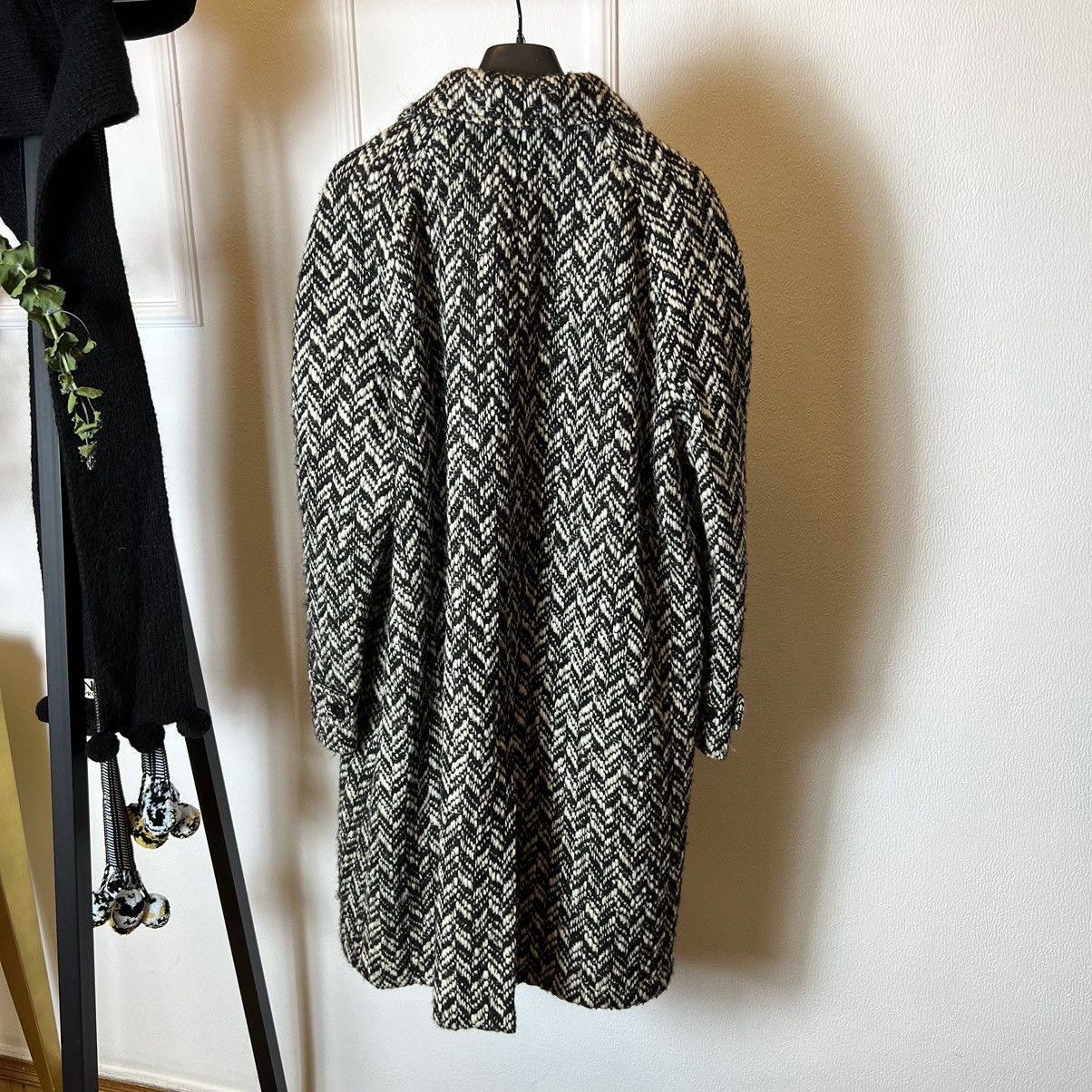 Saint Laurent Paris Saint Laurent Black White Coat Size M / US 6-8 / IT 42-44 - 2 Thumbnail