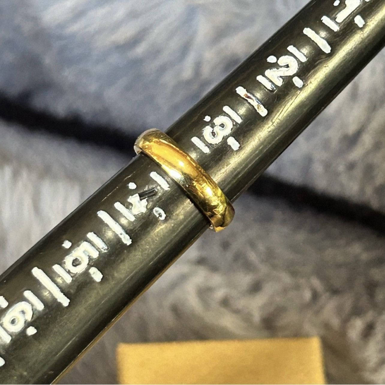 Jewelry Ladies 18kt solid yellow gold 4mm classic dome band NWT 3.5 Size ONE SIZE - 5 Thumbnail