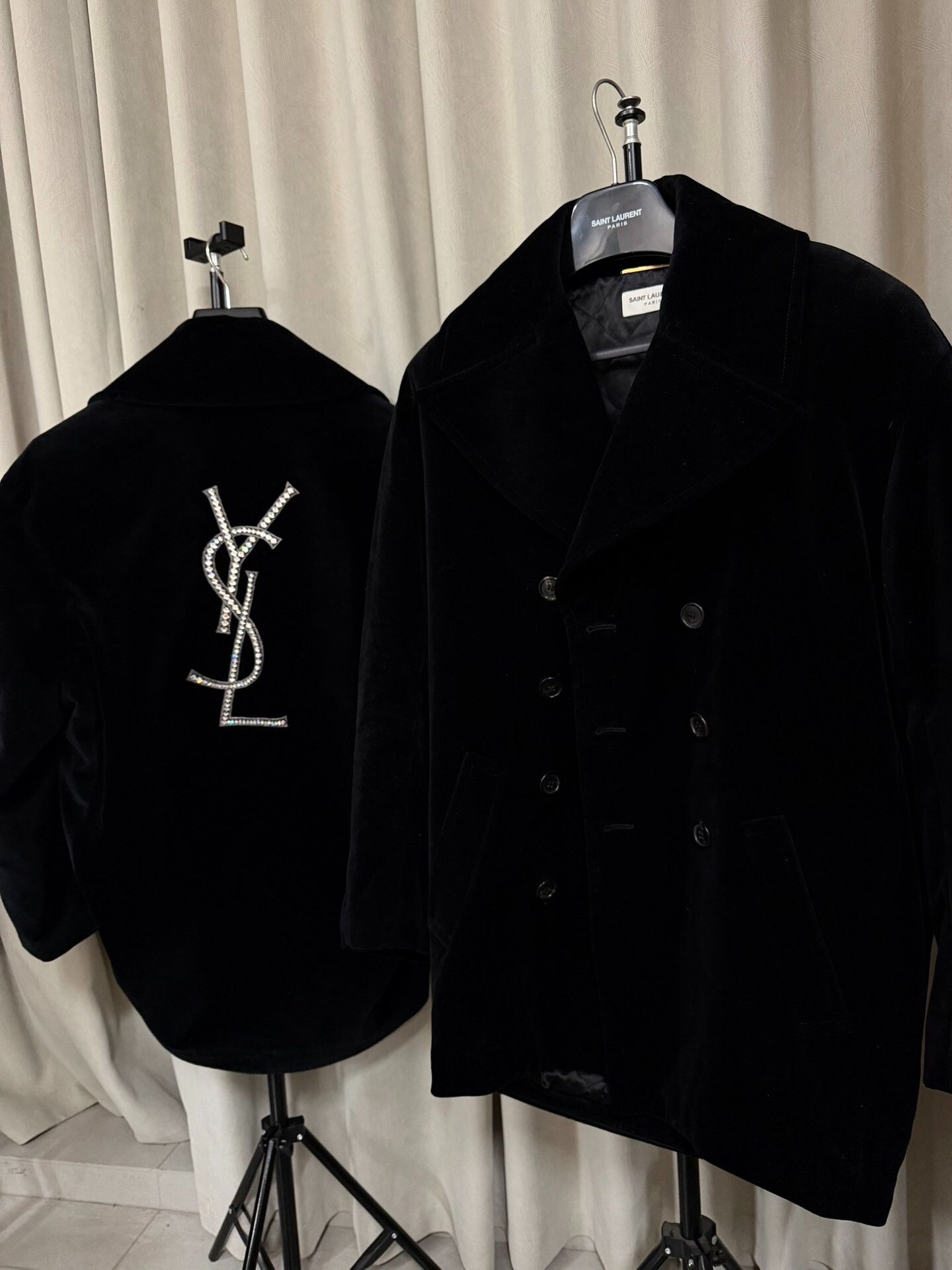 Saint Laurent Paris Saint Laurent Velvet Diamond Coat Size US M / EU 48-50 / 2 - 1 Thumbnail