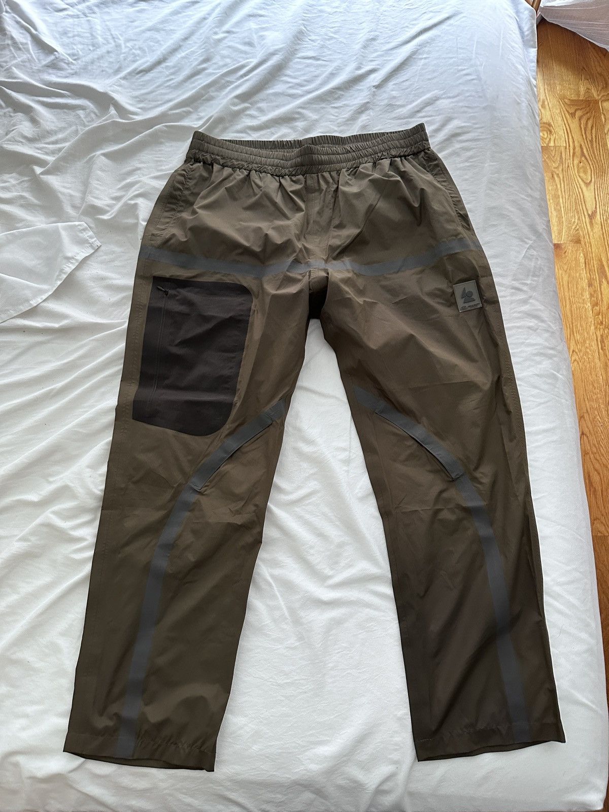 image of Oakley x Samuel Ross Tech Pants in Green, Men's (Size 34)