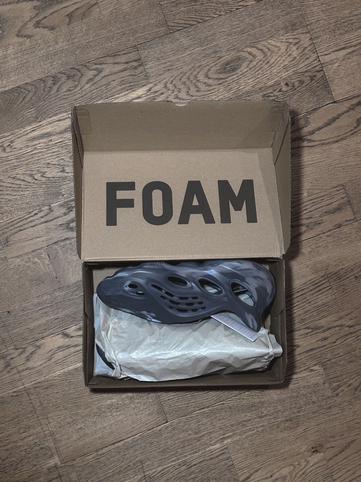 Yeezy Yeezy foam runners MX Granite Size US 8 / EU 41 - 1 Thumbnail
