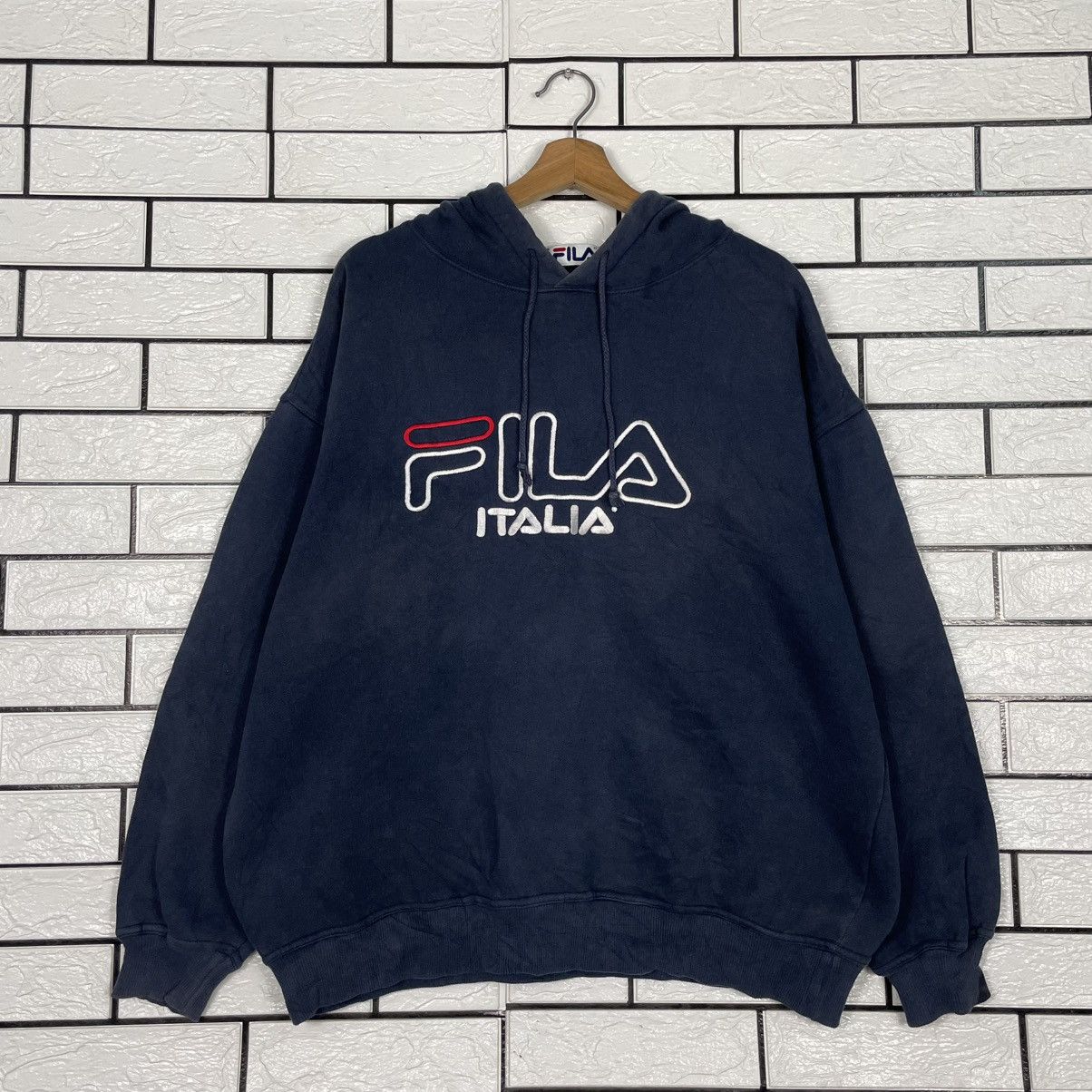 Fila Vintage Fila Italia Big Logo Hoodie Size US L / EU 52-54 / 3 - 9 Thumbnail