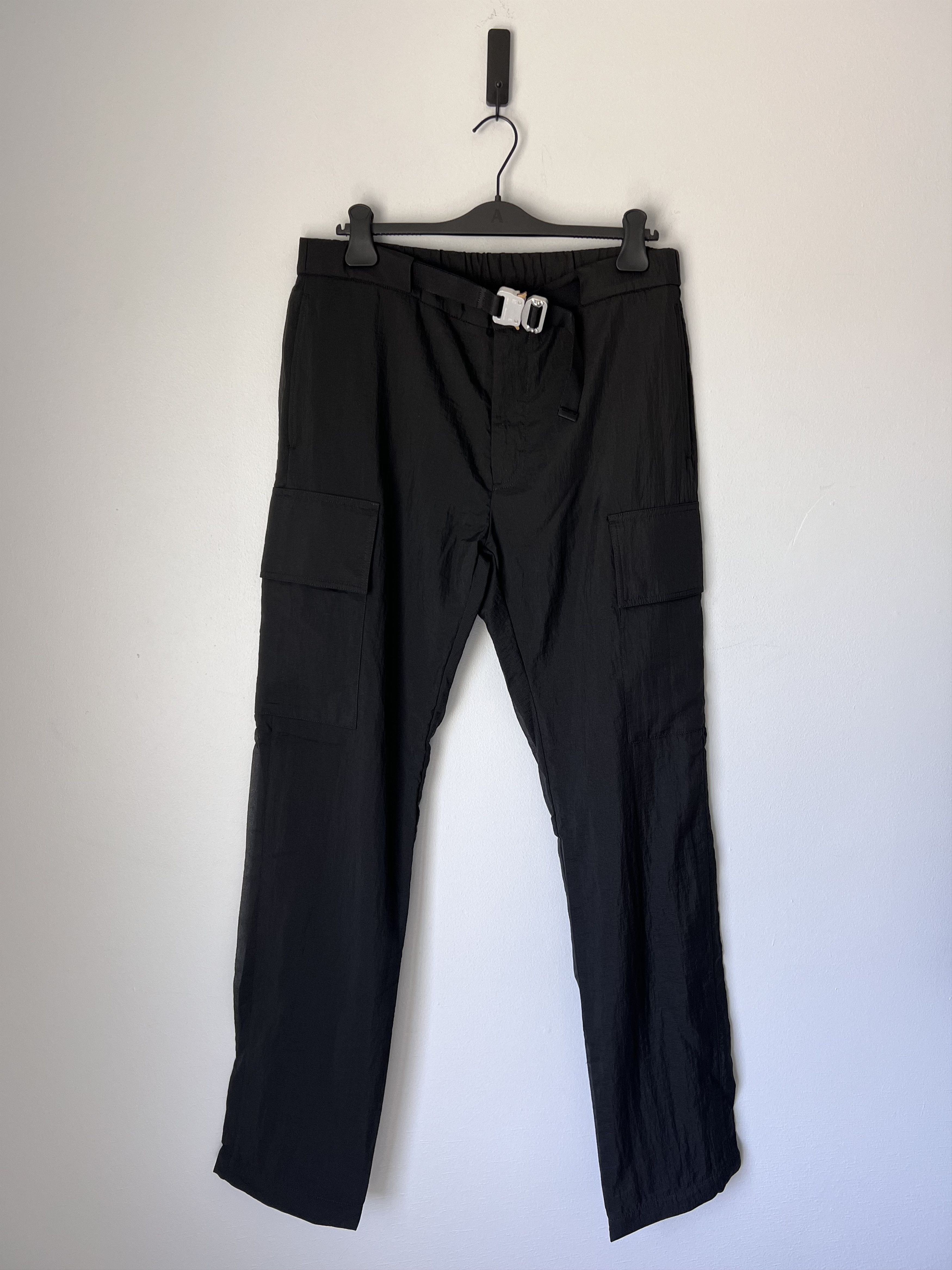 パンツ 1017 ALYX 9SM NYLON CARGO PANTS 1017 Alyx 9 Sm Nylon Cargo Pants Black | Grailed