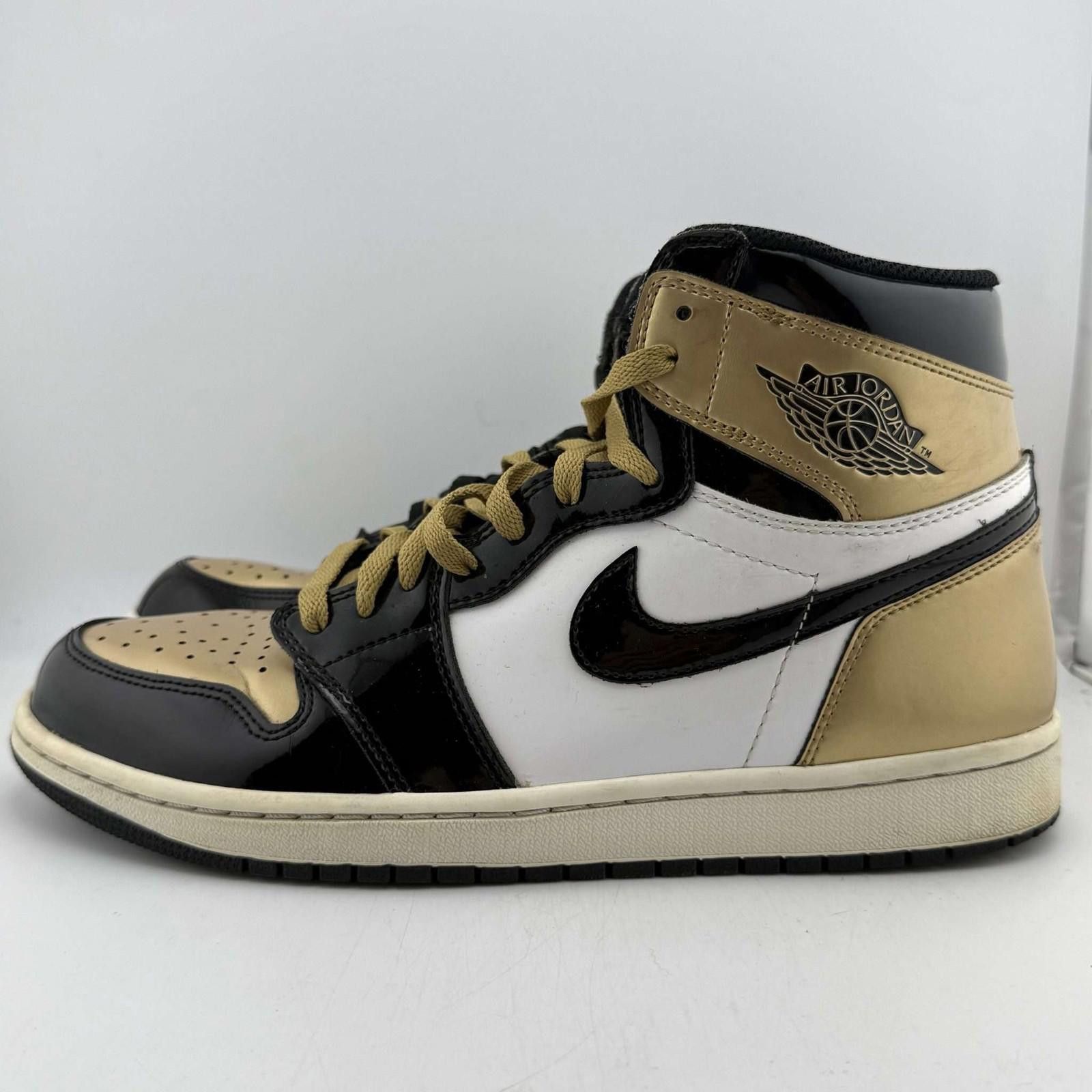Jordan Brand Jordan 1 High Patent Gold Toe US 10.5 Used No Box 861428-007 Size US 10.5 / EU 43-44 - 2 Thumbnail