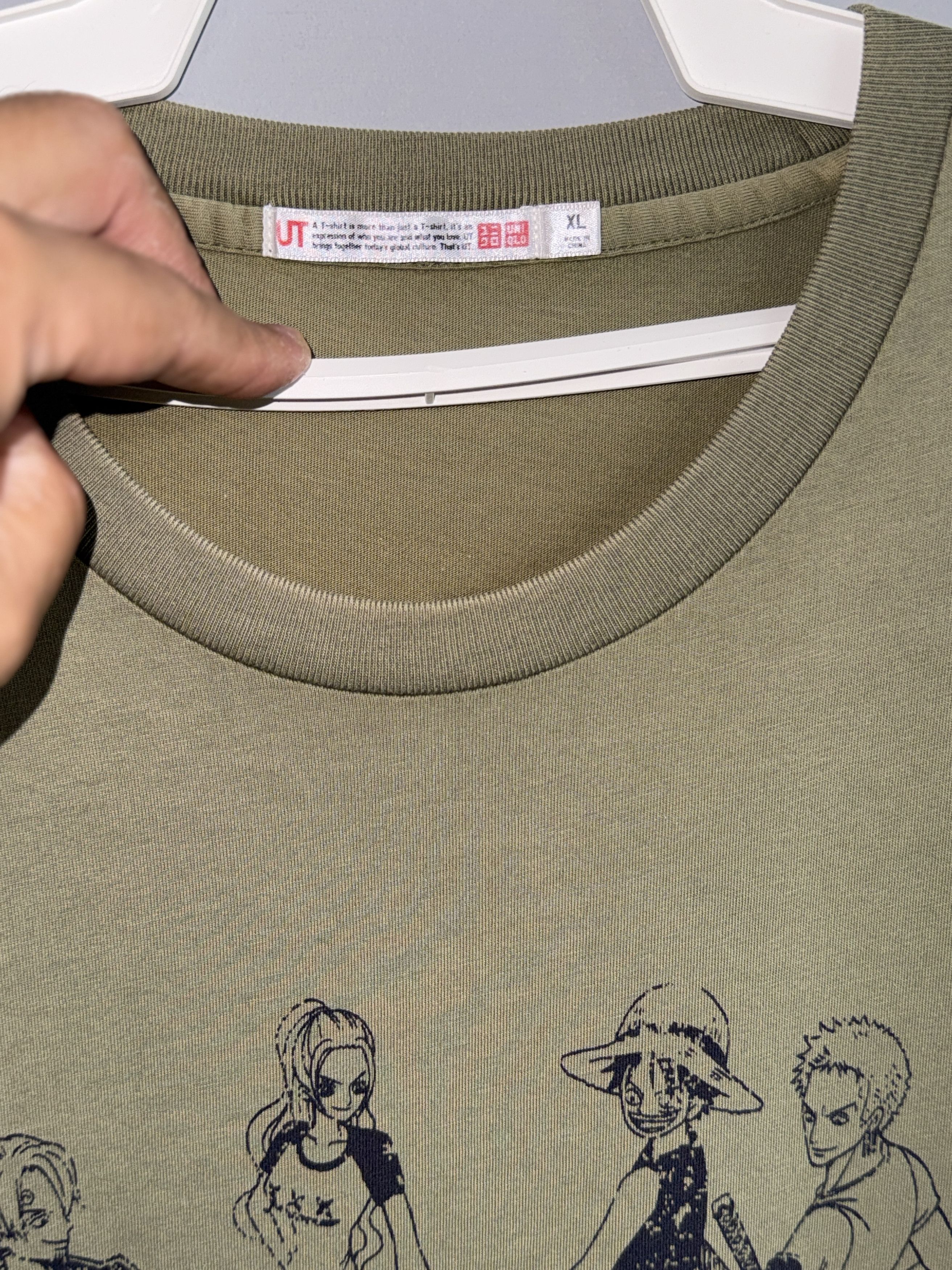 One Piece One Piece Uniqlo Tshirt Size US L / EU 52-54 / 3 - 4 Thumbnail