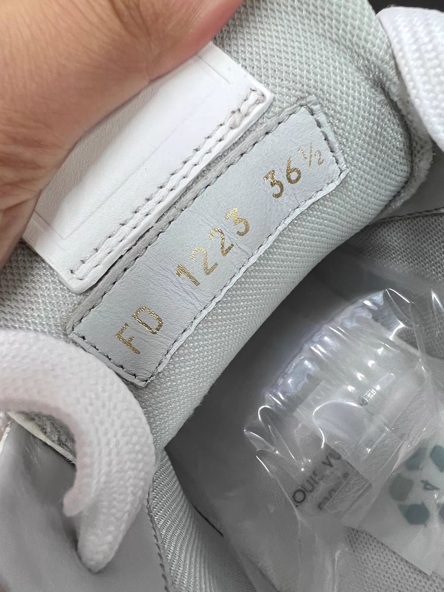 Louis Vuitton LV Trainer White Cement Sneaker 36.5 Size US 6 / IT 36 - 8 Thumbnail
