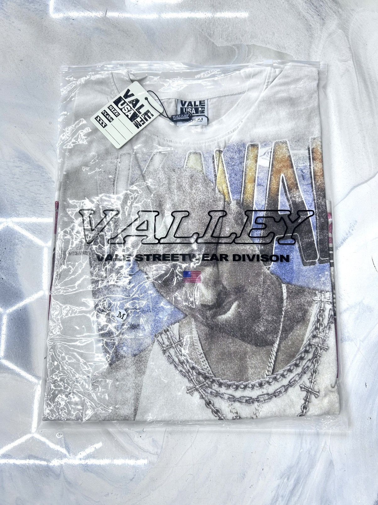 Vale Vale Tupac Makavale Tee White Red Blue Size M Size US M / EU 48-50 / 2 - 12 Thumbnail
