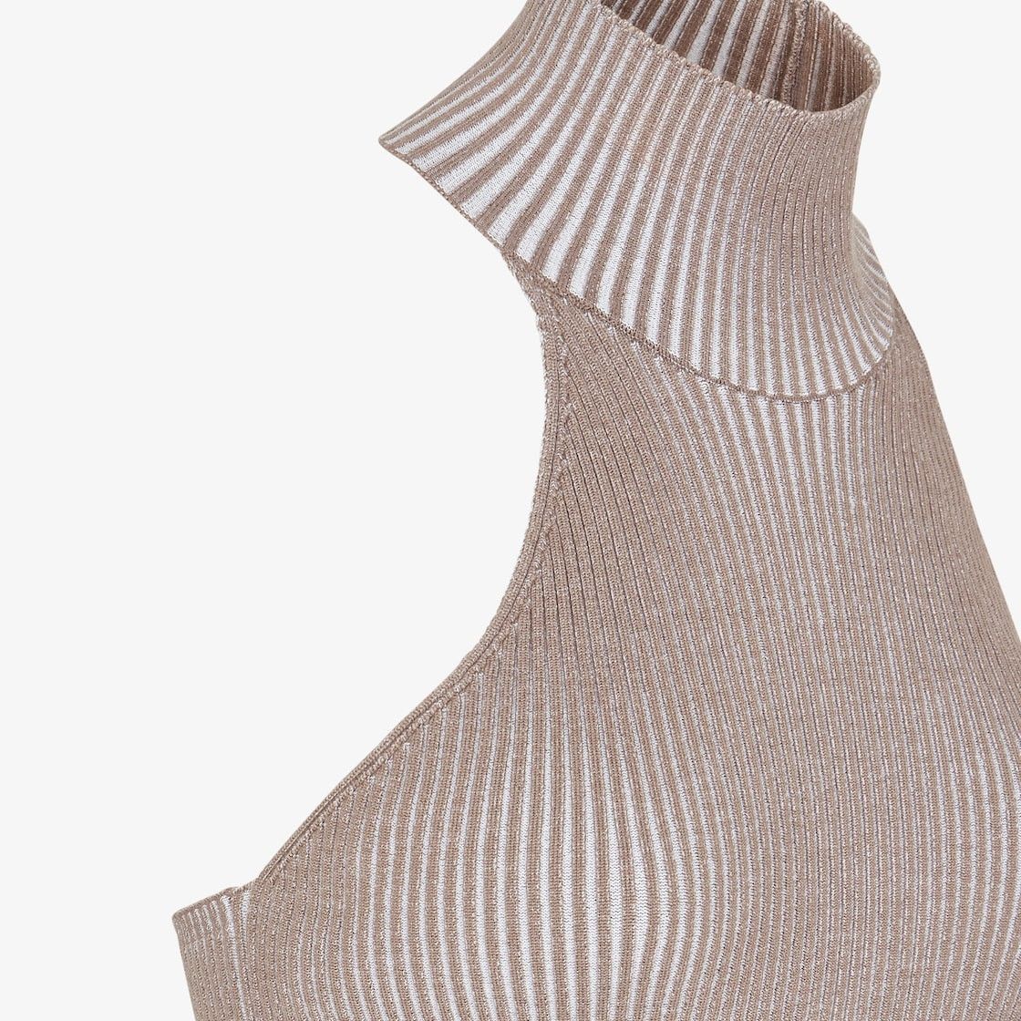 Fendi o1s1wg110925 Top in Grey Size M / US 6-8 / IT 42-44 - 3 Thumbnail