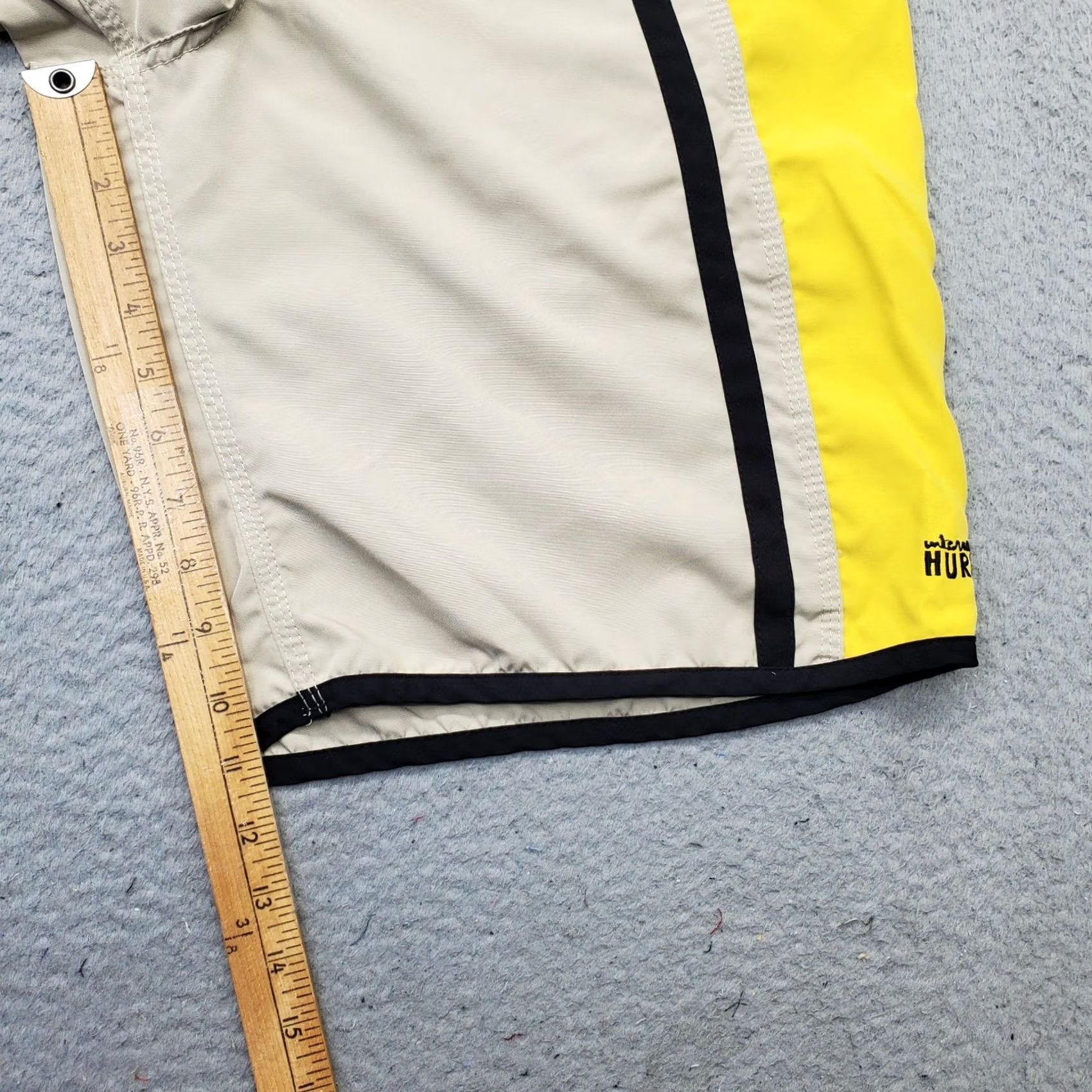 Hurley Hurley Mens Shorts 33 Multicolor Athletic Fit Running Drawstring Waist Streetwear Activewear Size US 33 - 4 Thumbnail