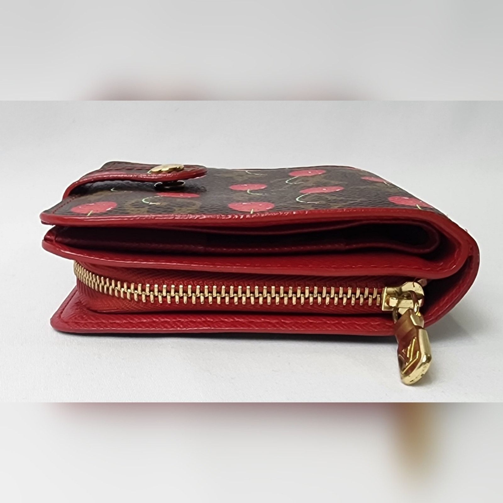 Louis Vuitton Louis Vuitton Limited Edition Murakami Cerises Zippy Wallet Size ONE SIZE - 4 Thumbnail