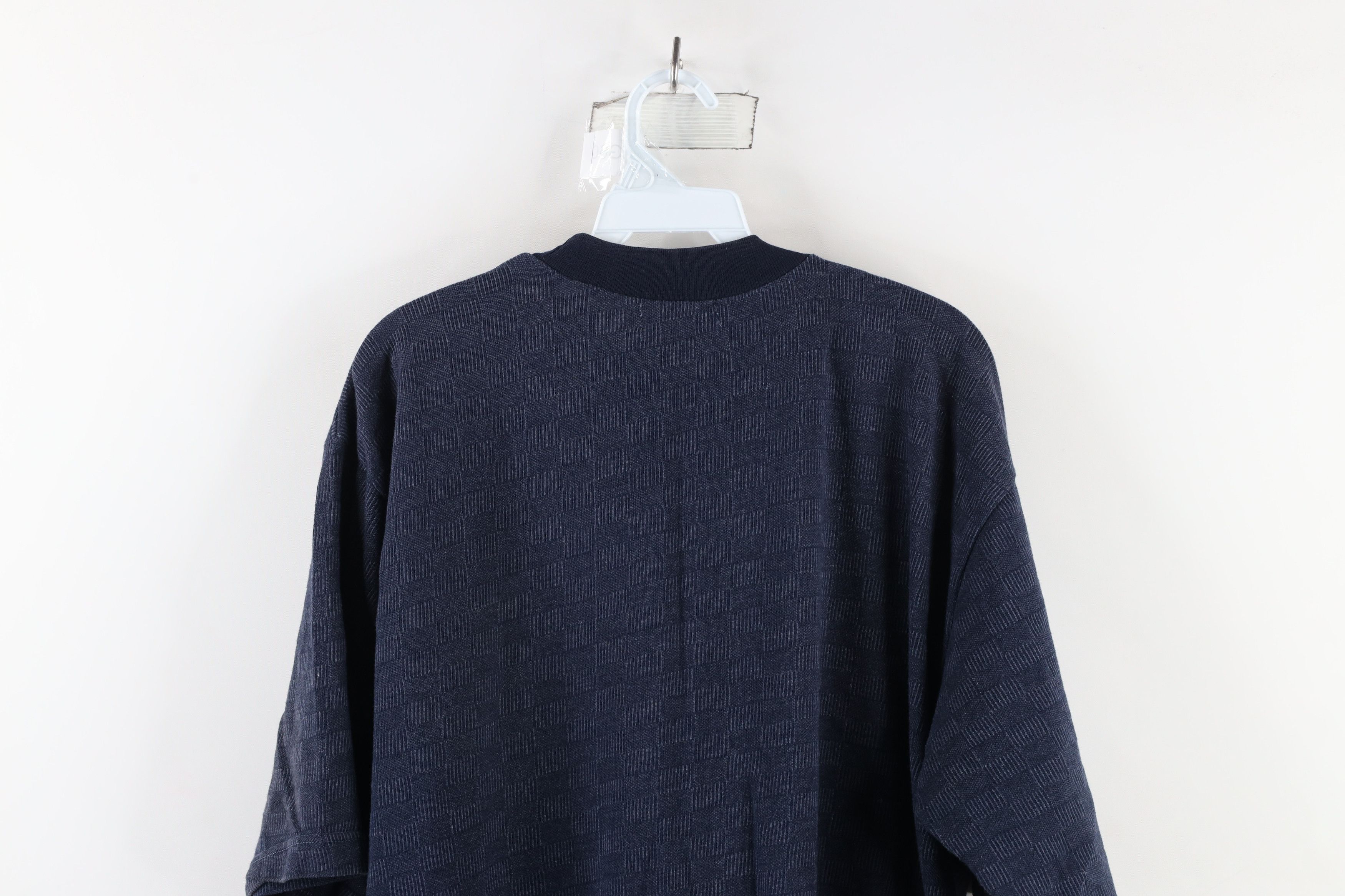 Vintage Vintage 90s Streetwear Checkered Knit Pocket T-Shirt Blue Size US L / EU 52-54 / 3 - 9 Thumbnail