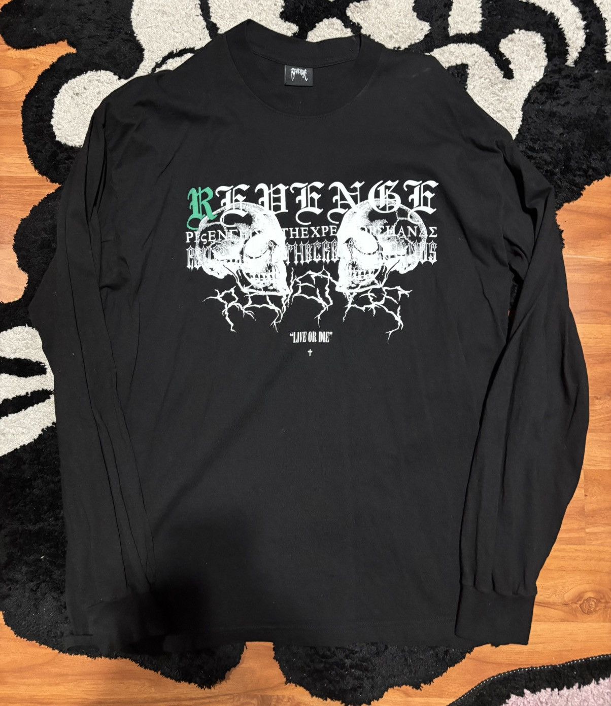 Revenge Revenge Live or Die Long Sleeve tee Size US XL / EU 56 / 4 - 1 Thumbnail