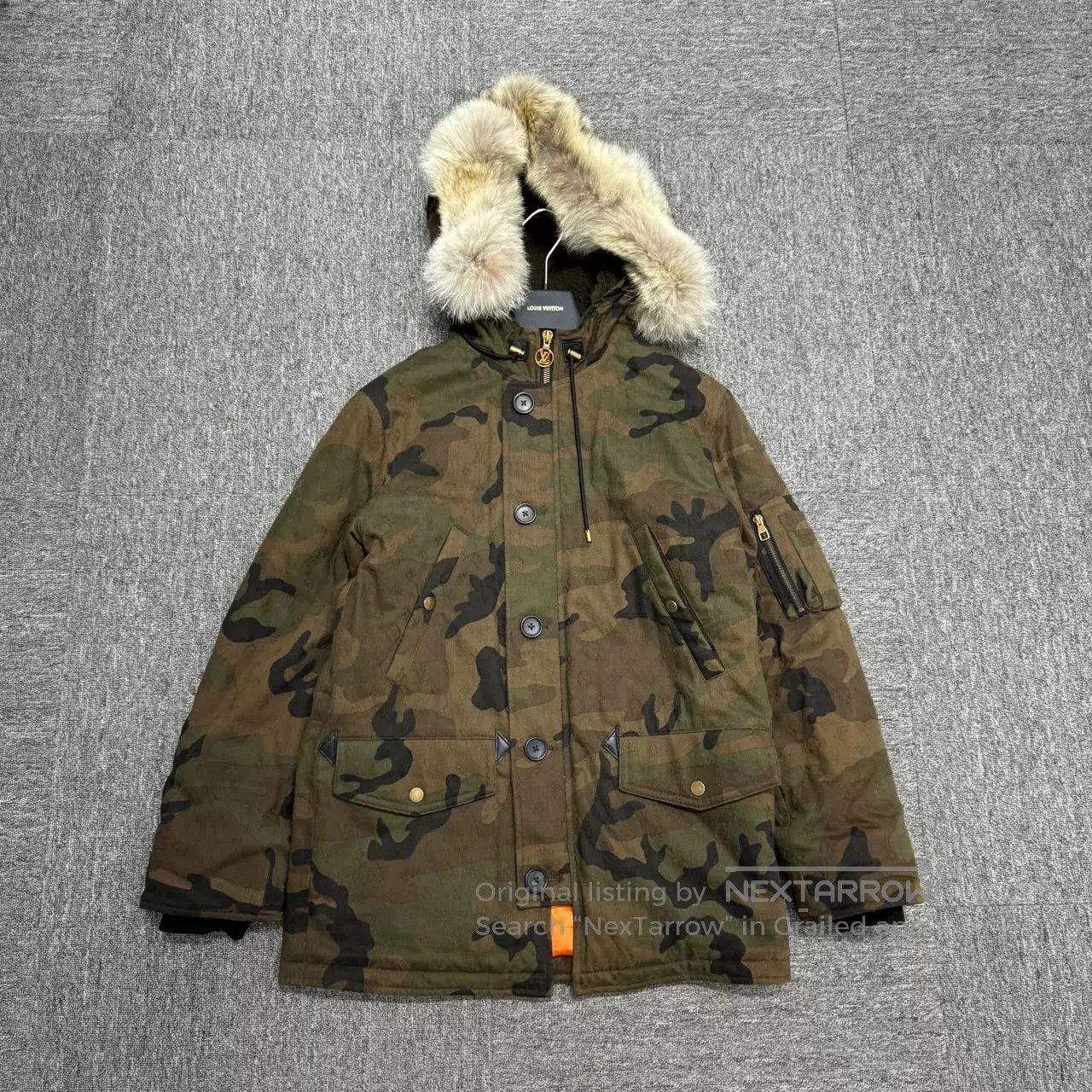 Louis Vuitton Louis Vuitton x Supreme Camo Down Jacket. Size US M / EU 48-50 / 2 - 1 Thumbnail