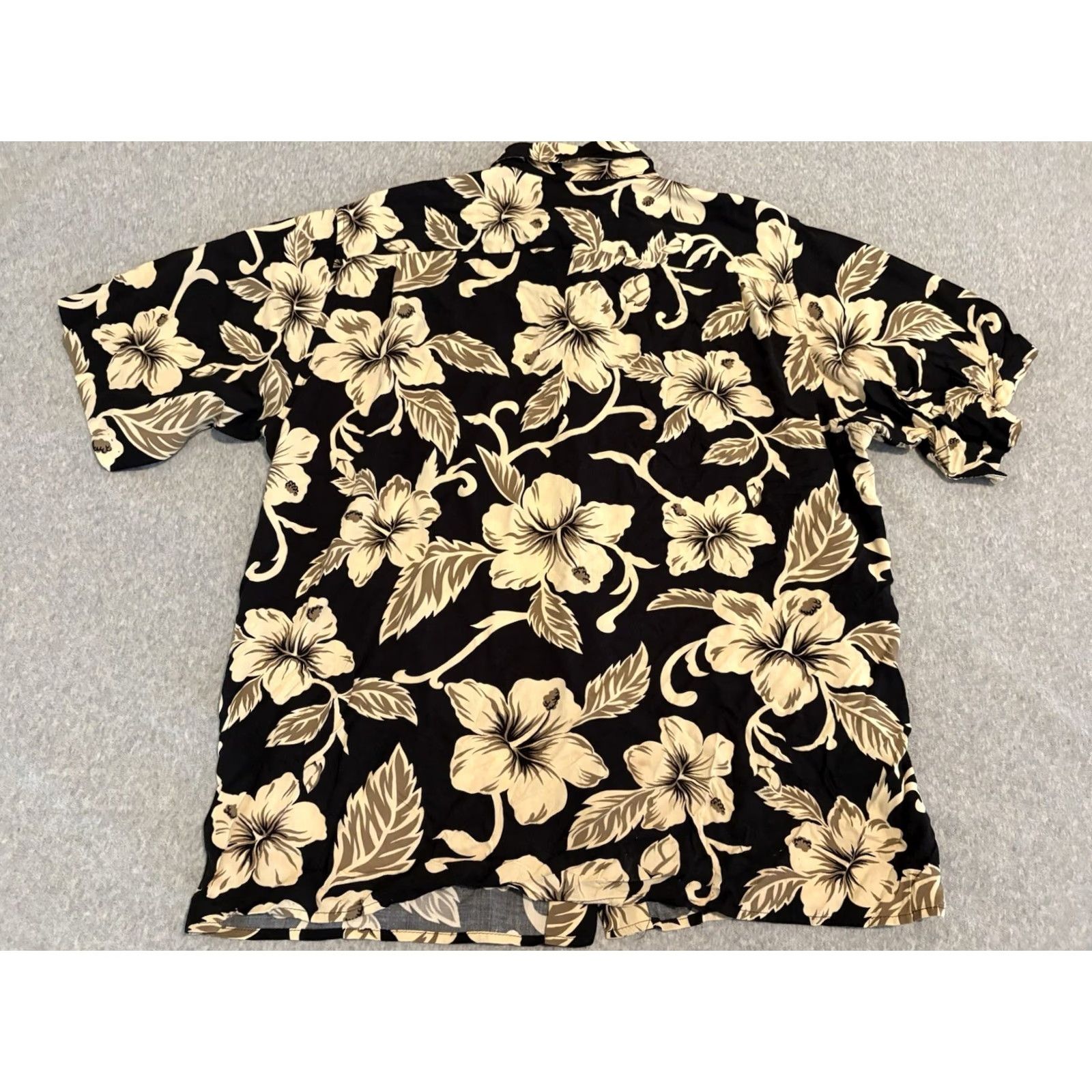Reyn Spooner REYN SPOONER Black Beige Floral Short Sleeve Hawaiian Shirt Rayon Mens L Size US L / EU 52-54 / 3 - 3 Thumbnail