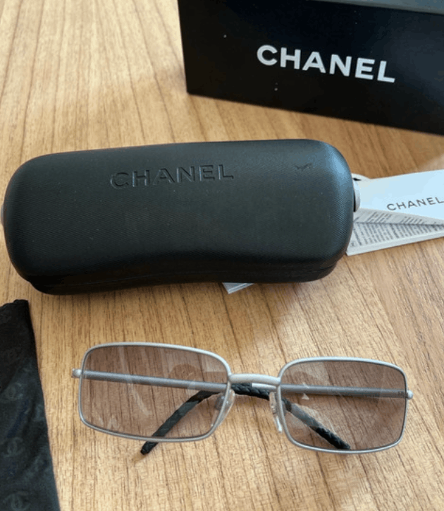 Chanel × Vintage CHANEL SUNGLASSES LOGO ICONIC 4017 Mask RI967 Size ONE SIZE - 1 Thumbnail