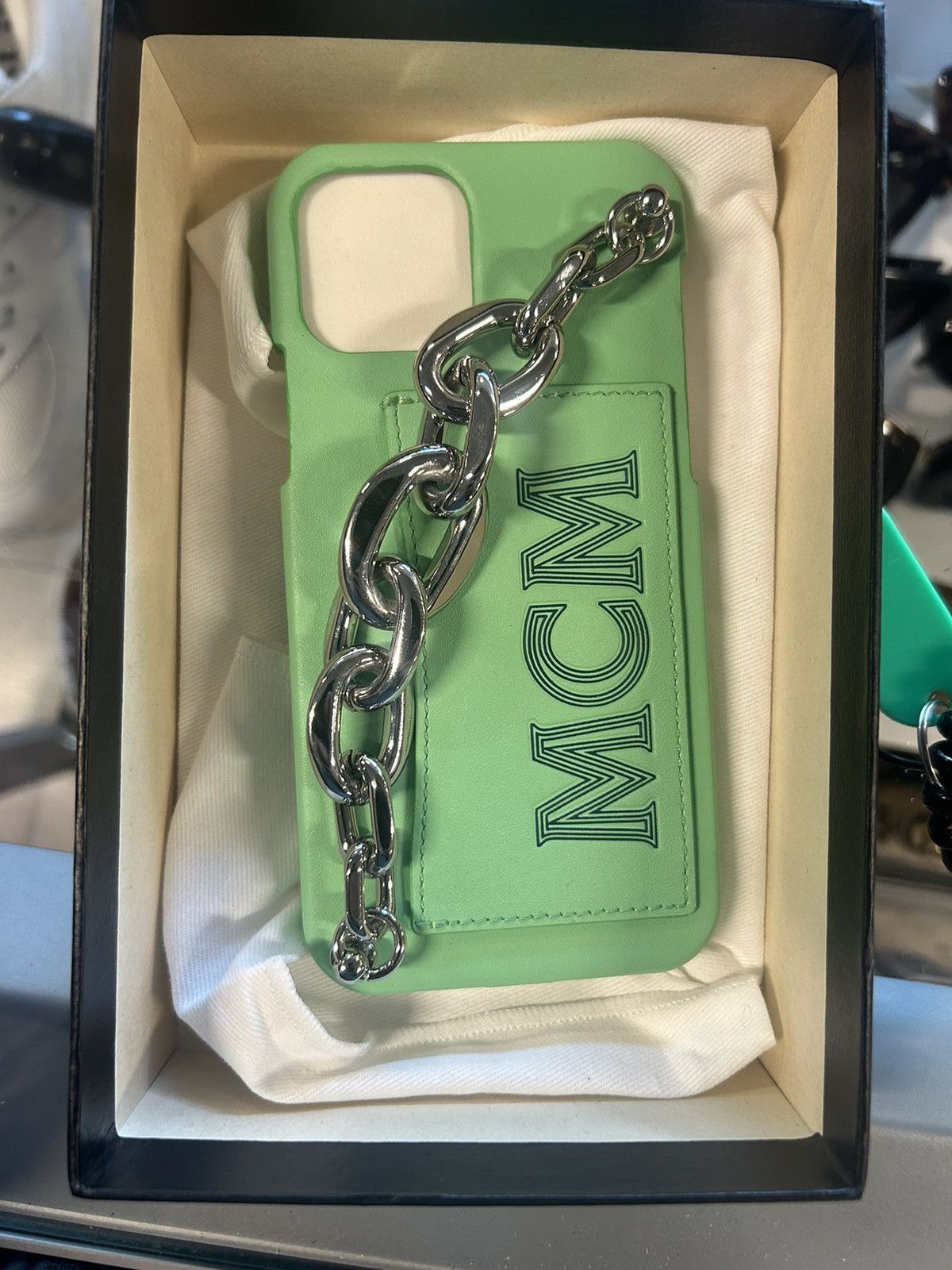 MCM Mcm IPhone Green Case Silver Chain Size ONE SIZE - 1 Thumbnail