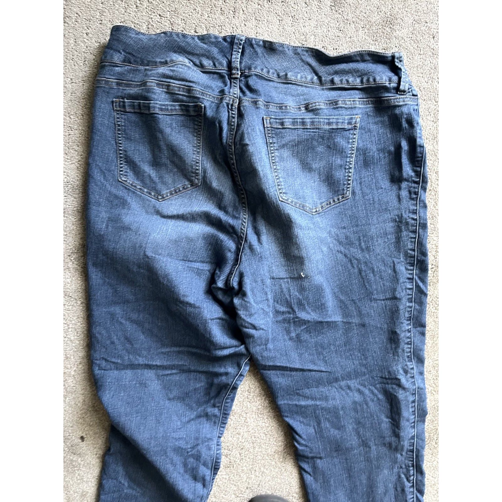 Torrid VINTAGE? No — Torrid Jeans Womens 22 Tall Blue Jegging Crop Stretch Denim Mid Rise Zip Pockets 2P Cotton Blend Dark Wash Size 40" / US 18 - 4 Thumbnail