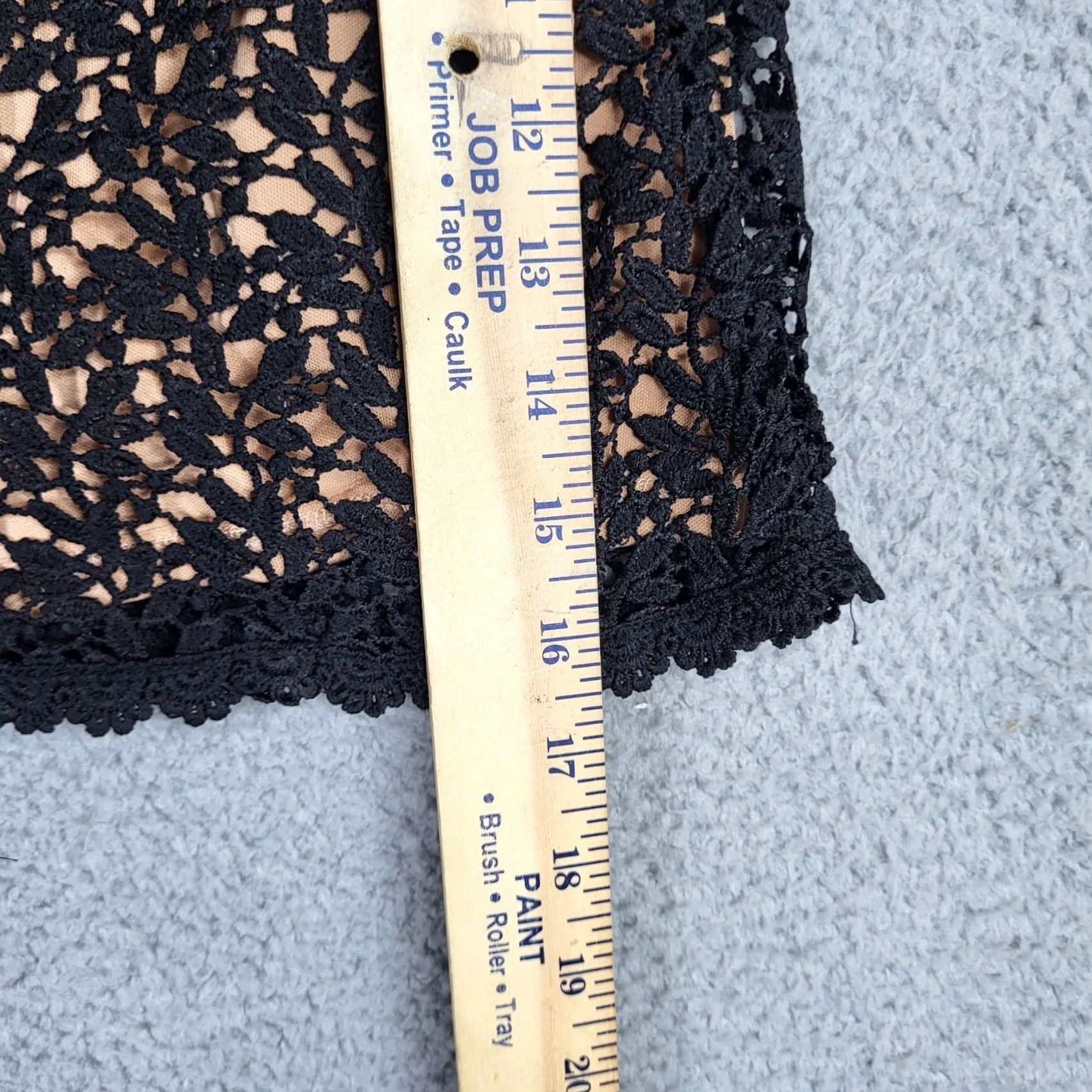 Vintage Kendall & KYLIE Mini Floral Lace Skirt Women's Size S Black Size 28" / US 6 / IT 42 - 4 Thumbnail