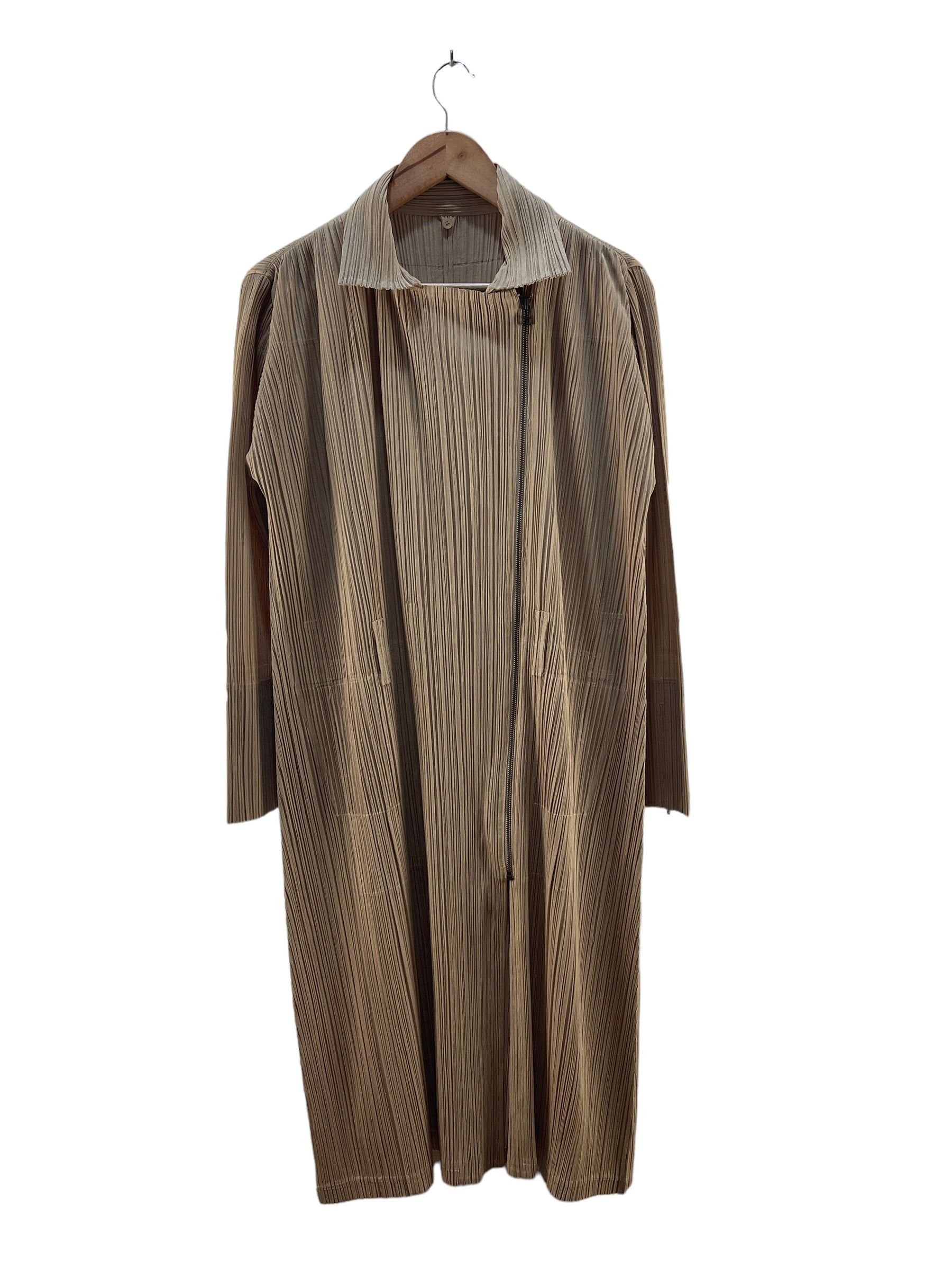 Pleats Please Issey Miyake Issey Miyake Pleats Please Long Pleated Top Size L / US 10 / IT 46 - 1 Thumbnail