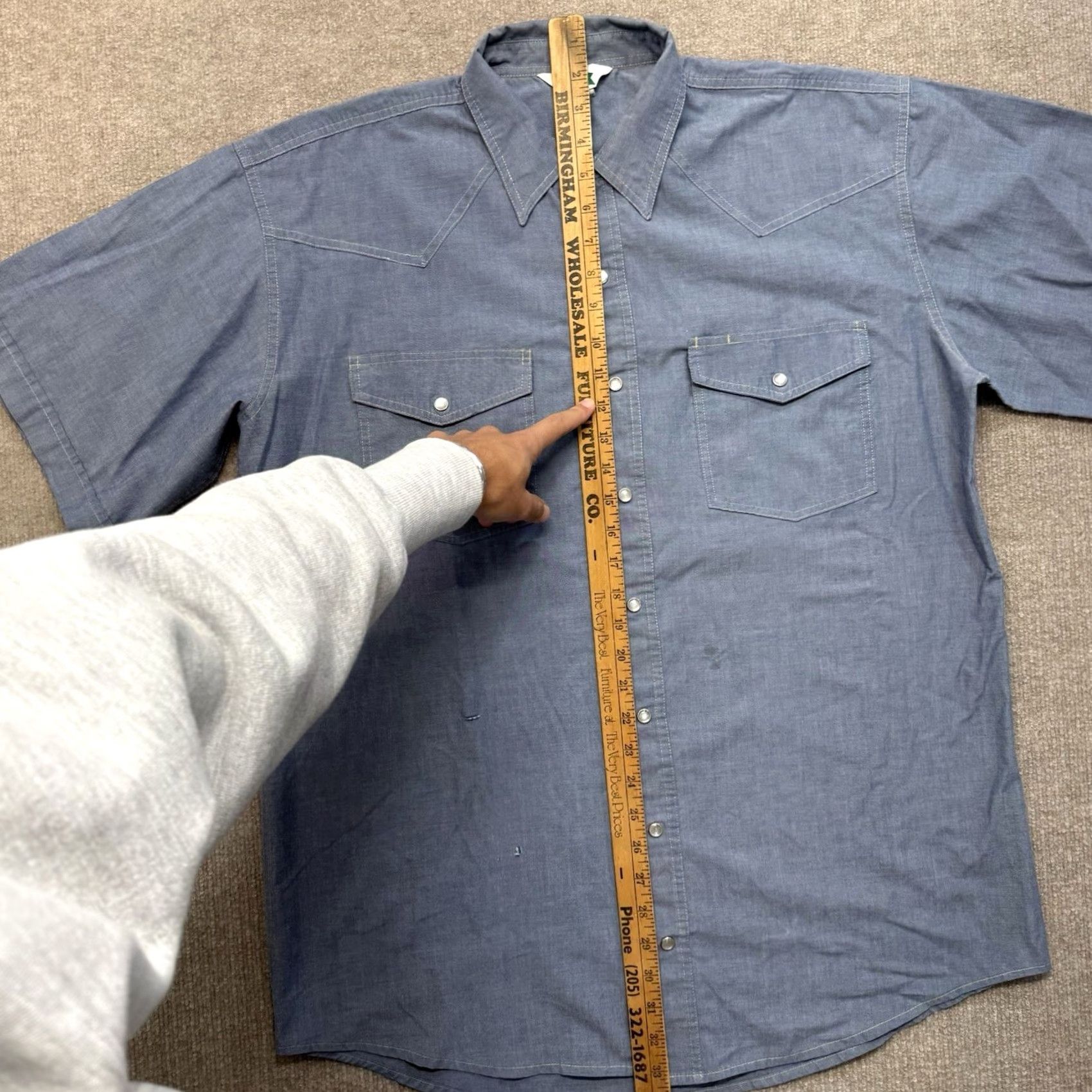Vintage VINTAGE Key Chambray Work Shirt Mens XL Pearl Snap 70s Western Blue Cowboy USA Shirt Mens XL Blue Chambray Pearl Snap Western 70s Cowboy USA Size US XL / EU 56 / 4 - 6 Thumbnail