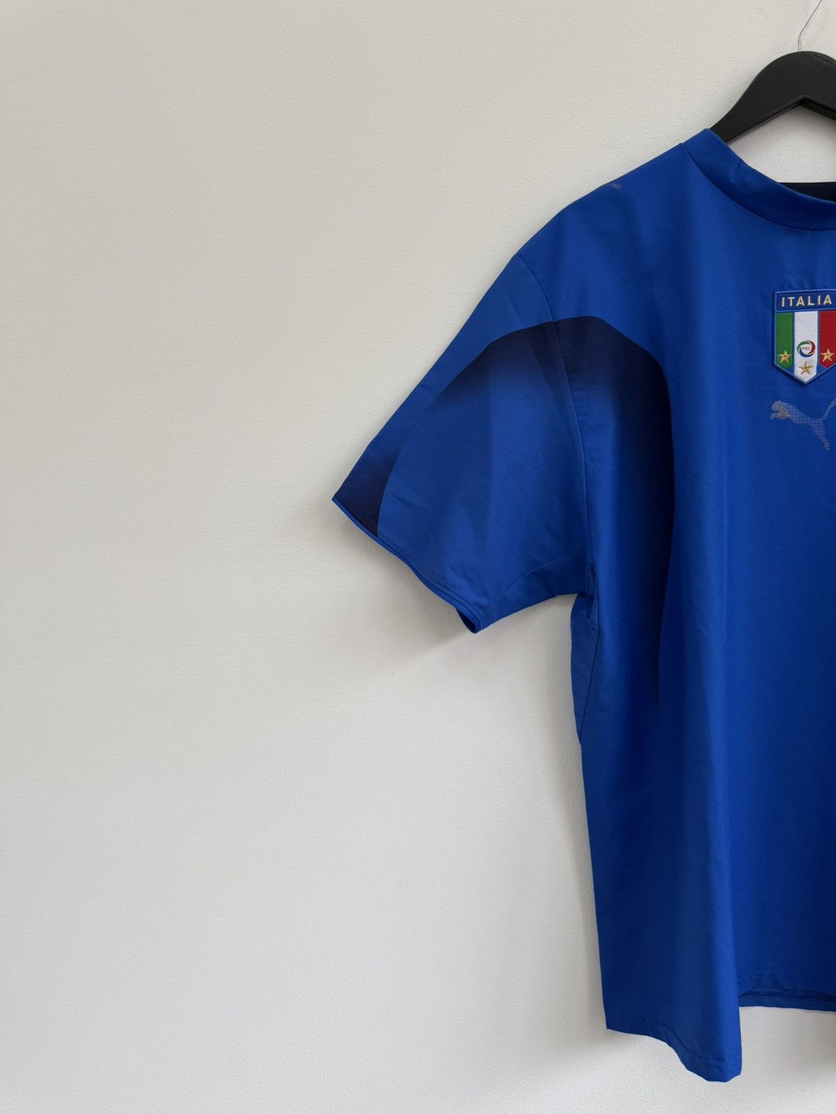 Other Puma Italy Football Jersey T-Shirt Y2K Size US L / EU 52-54 / 3 - 4 Thumbnail