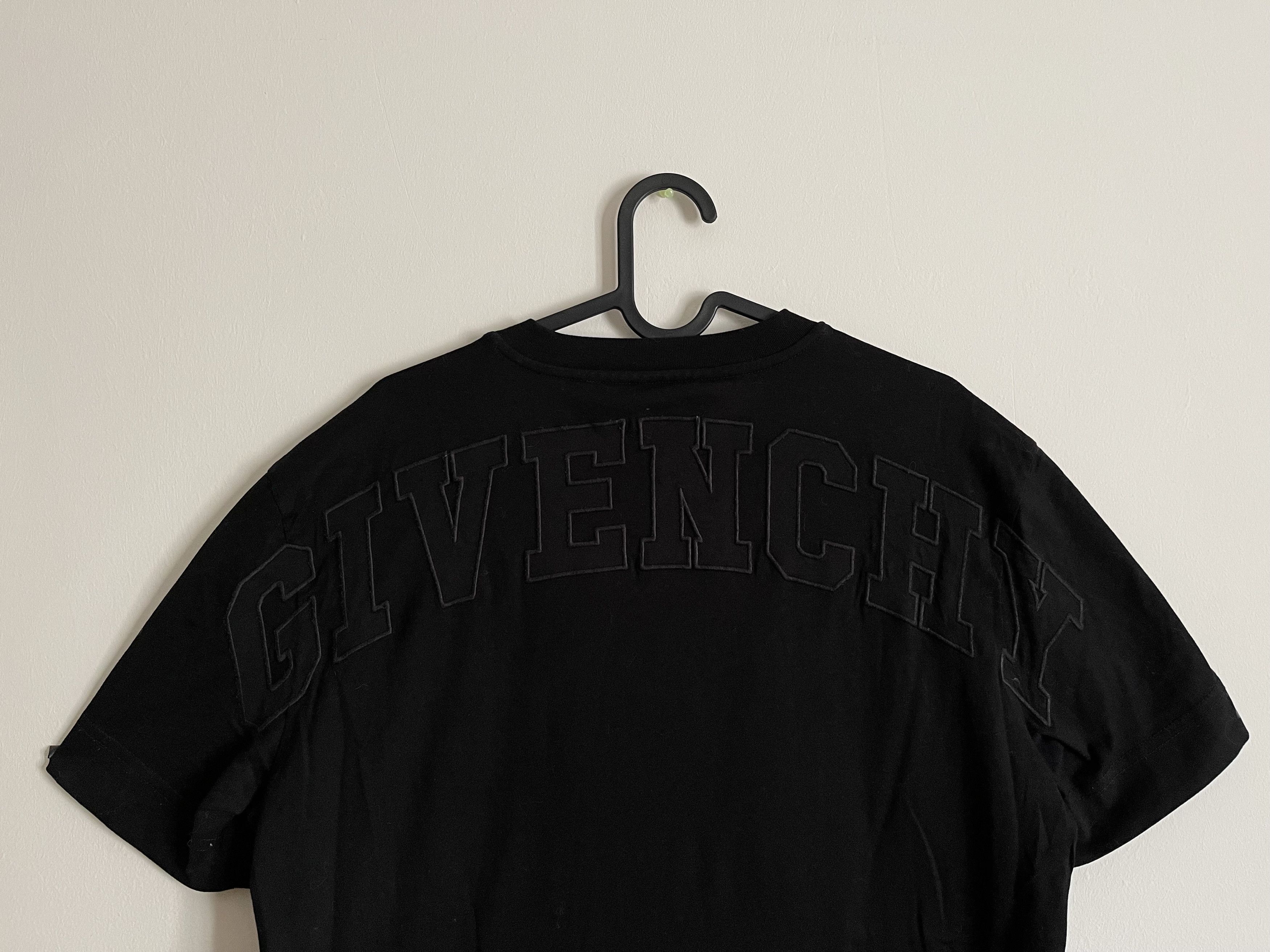 Givenchy Givenchy Cone Print T-Shirt Black Size US M / EU 48-50 / 2 - 3 Thumbnail