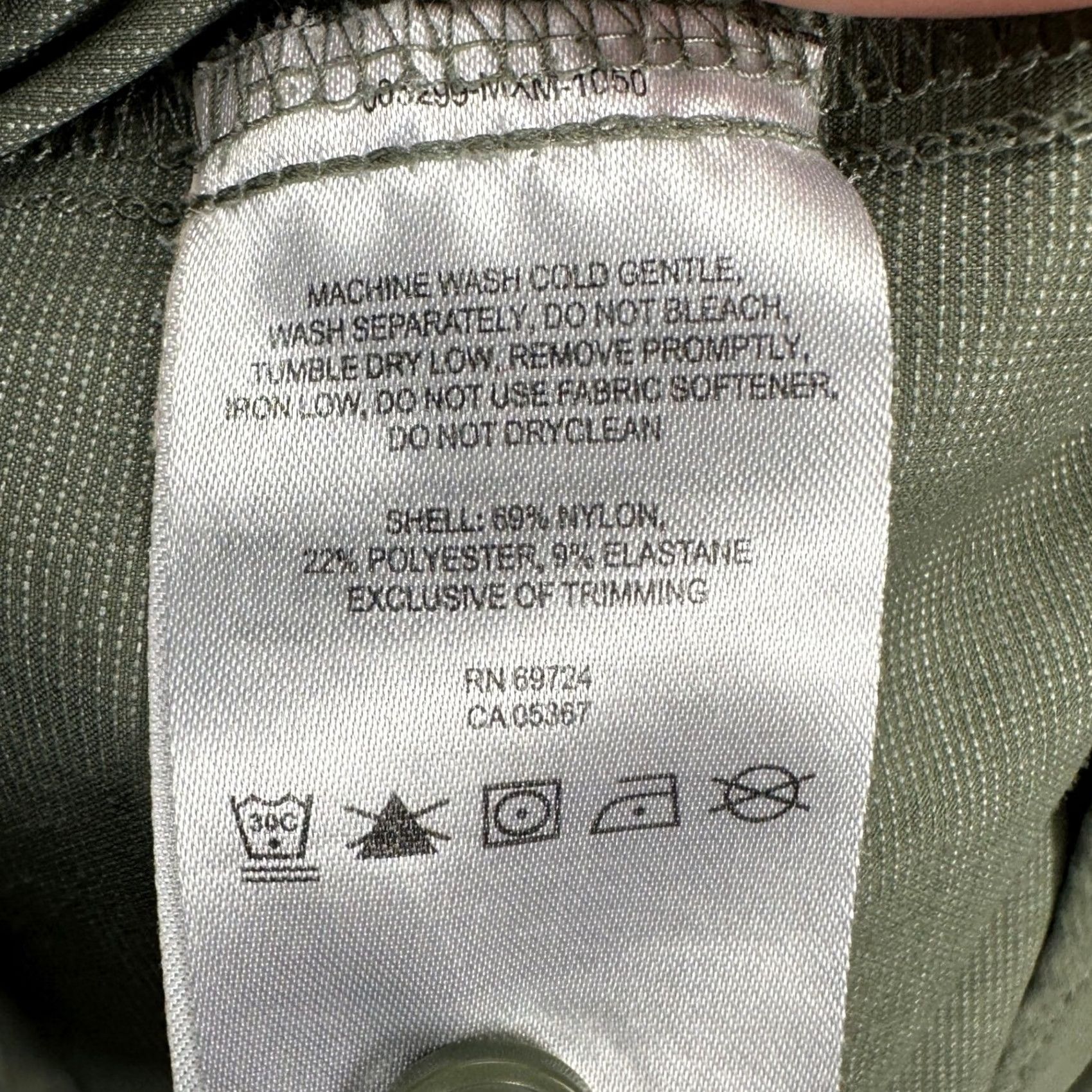 Vintage Columbia Omni-Wick Shirt Mens 2XL Button Up Green Nylon Blend Pockets Long Sleeve Casual Travel Winter Vintage: No Ladies? Boys? Size US XXL / EU 58 / 5 - 5 Thumbnail