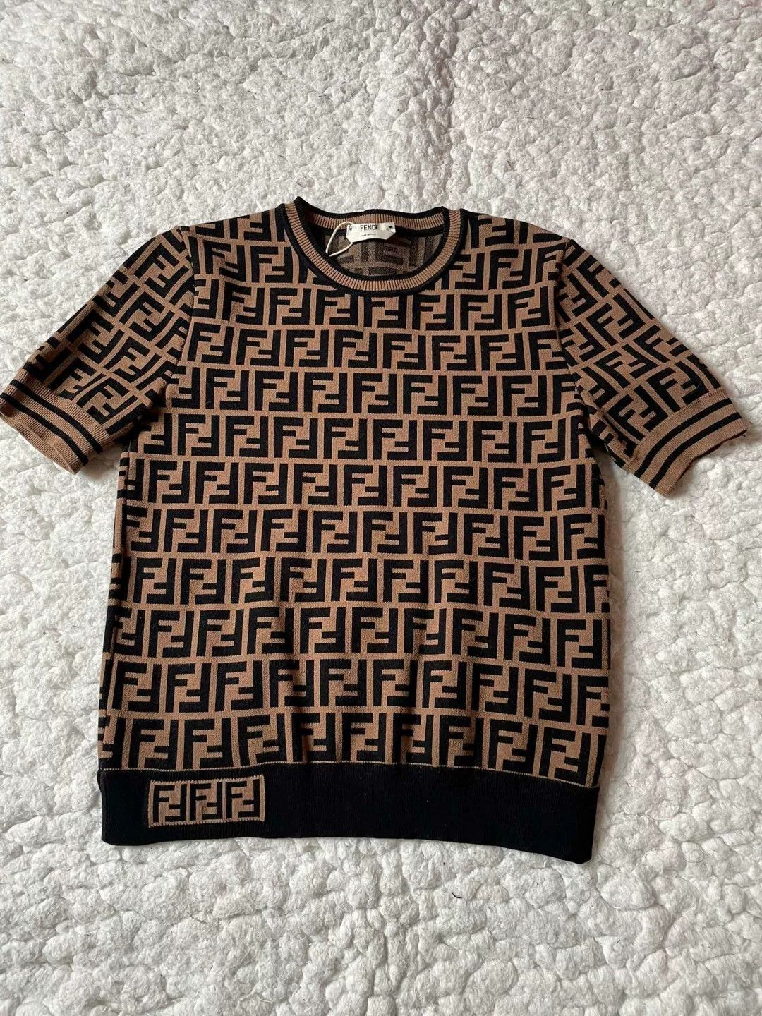 Fendi Fendi Full Logo Short Sleeve T-Shirt Size US M / EU 48-50 / 2 - 1 Thumbnail