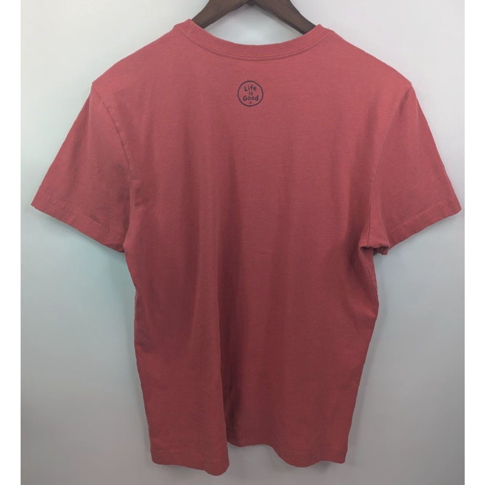 Life is Good Life is Good Shirt T-Shirt Red Crusher Tee USA Fish Patriot Flag Mens Small Short Sleeve Crew Neck Cotton Polyester Knit Logo Graphic Vintage: No Size US S / EU 44-46 / 1 - 3 Thumbnail