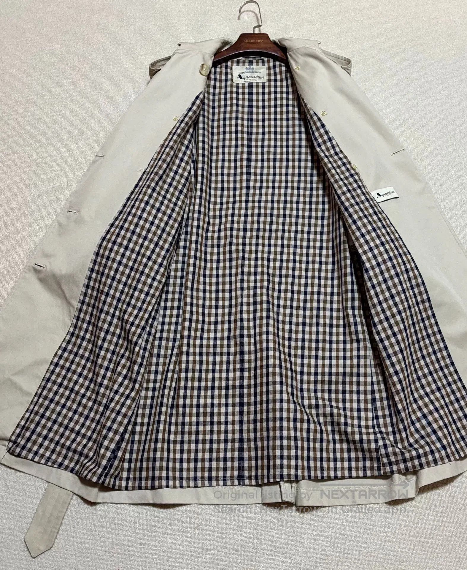 Aquascutum Aquascutum Women's London Trench Coat. Size M / US 6-8 / IT 42-44 - 7 Thumbnail