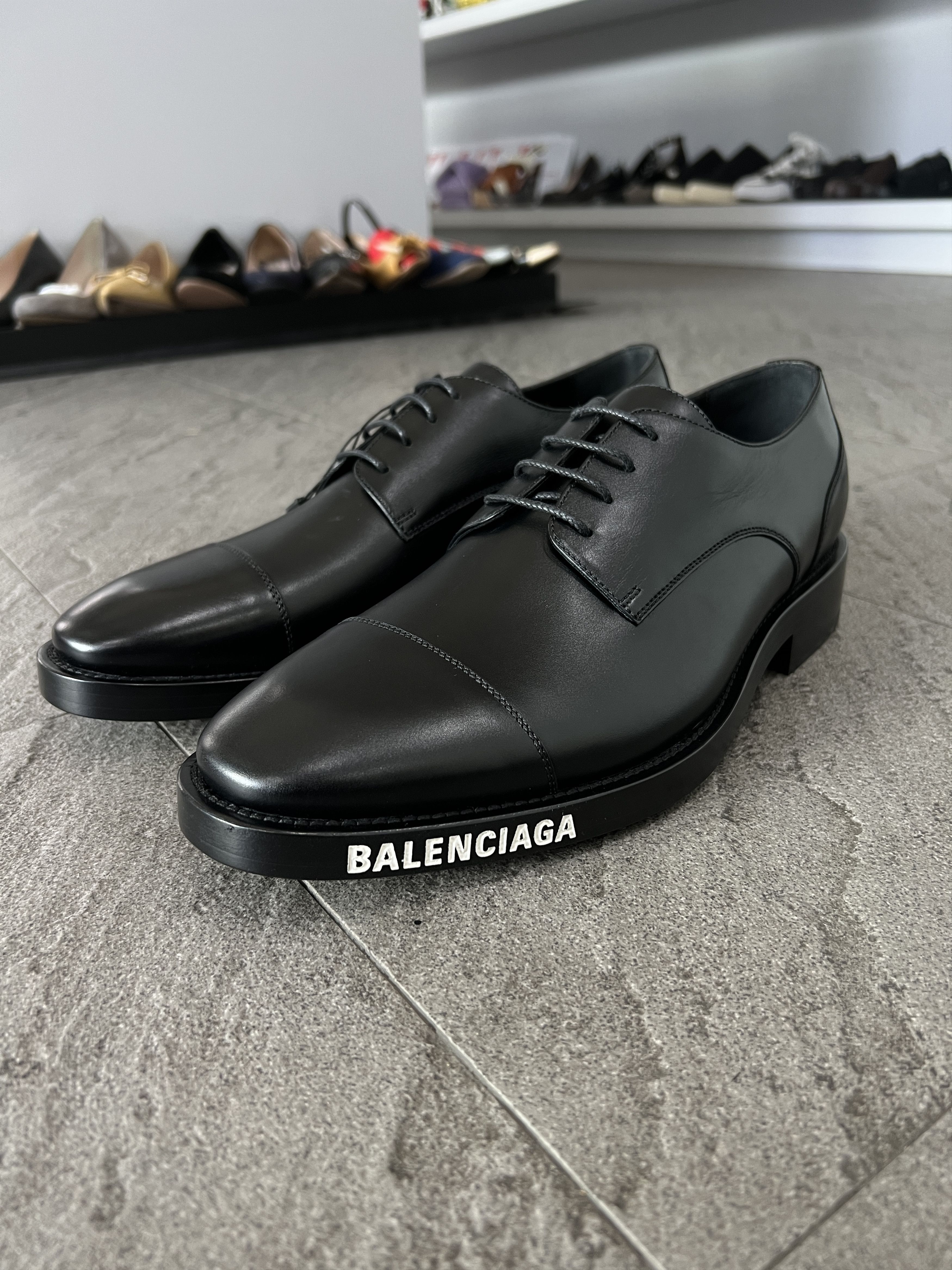 Balenciaga Balenciaga Black Leather Derby Shoes Logo Sole 43 Size US 10 / EU 43 - 2 Thumbnail