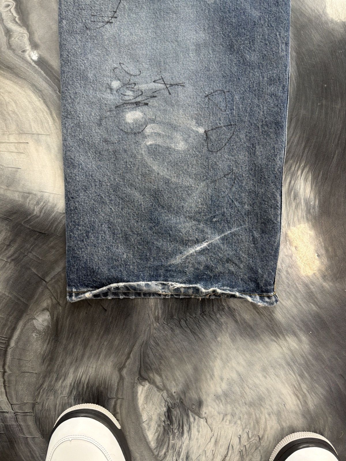 Balenciaga Balenciaga Graffiti Jeans Size US 32 / EU 48 - 4 Thumbnail