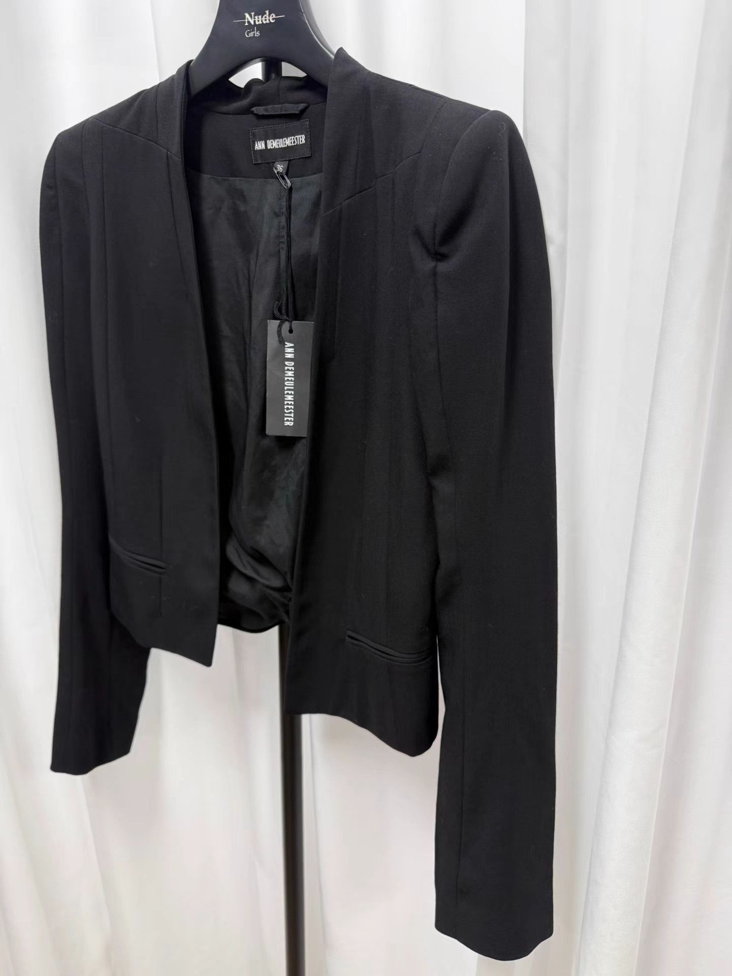Ann Demeulemeester Ann Demeulemeester Square Shoulder Pleated Blazer K20 Size XS / US 0-2 / IT 36-38 - 2 Thumbnail