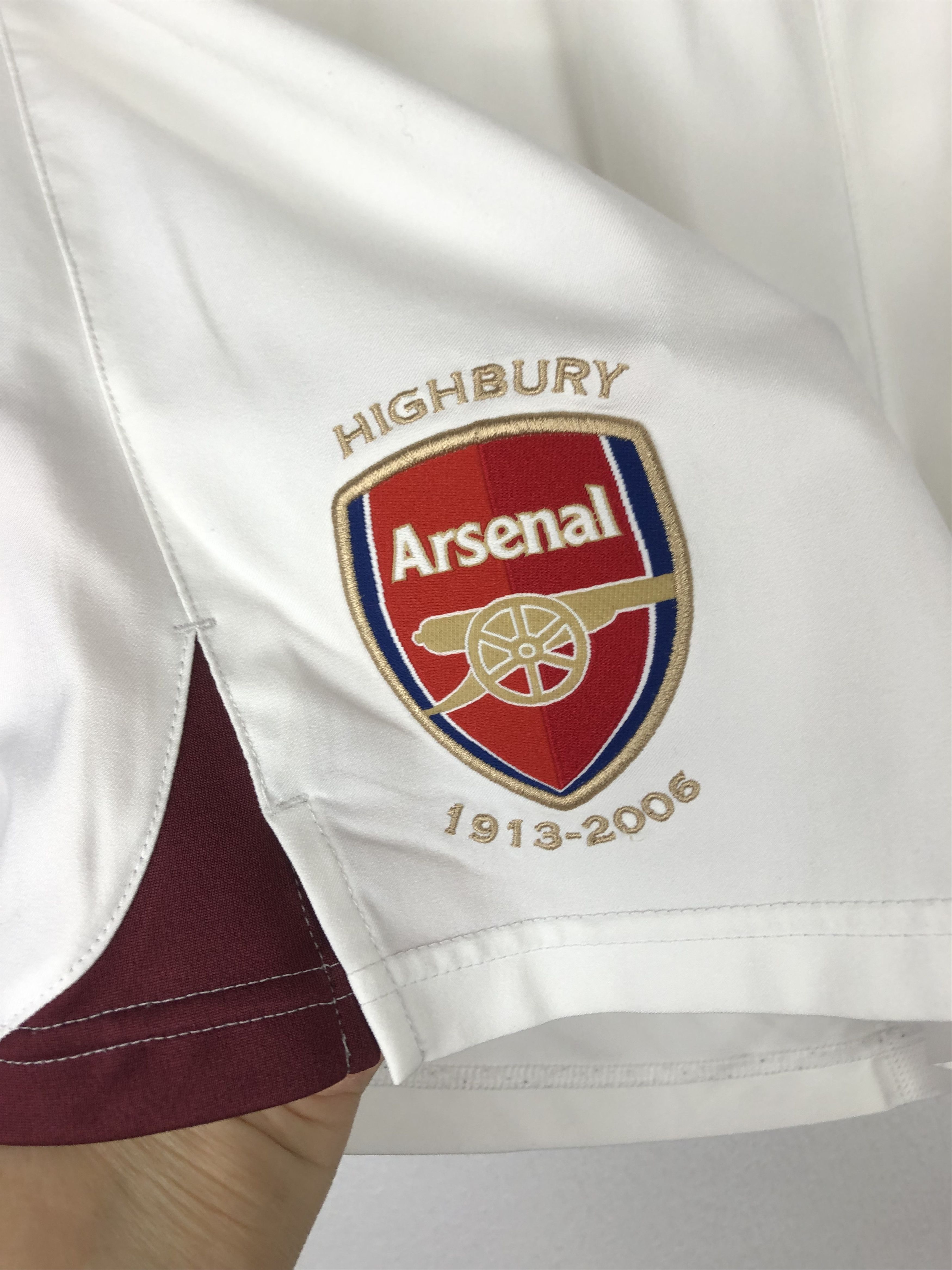 Nike Vintage Nike Arsenal Shorts 2005 Highbury Soccer Gunners M Size US 32 / EU 48 - 4 Thumbnail