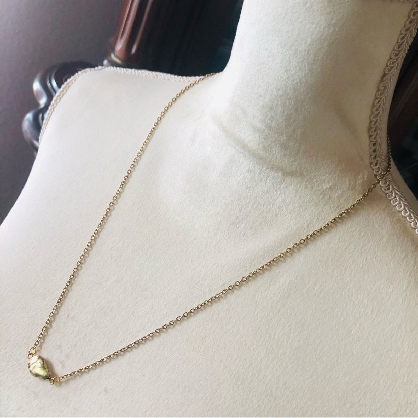 Handmade Handcrafted gold frame mother of pearl necklace Size ONE SIZE - 5 Thumbnail
