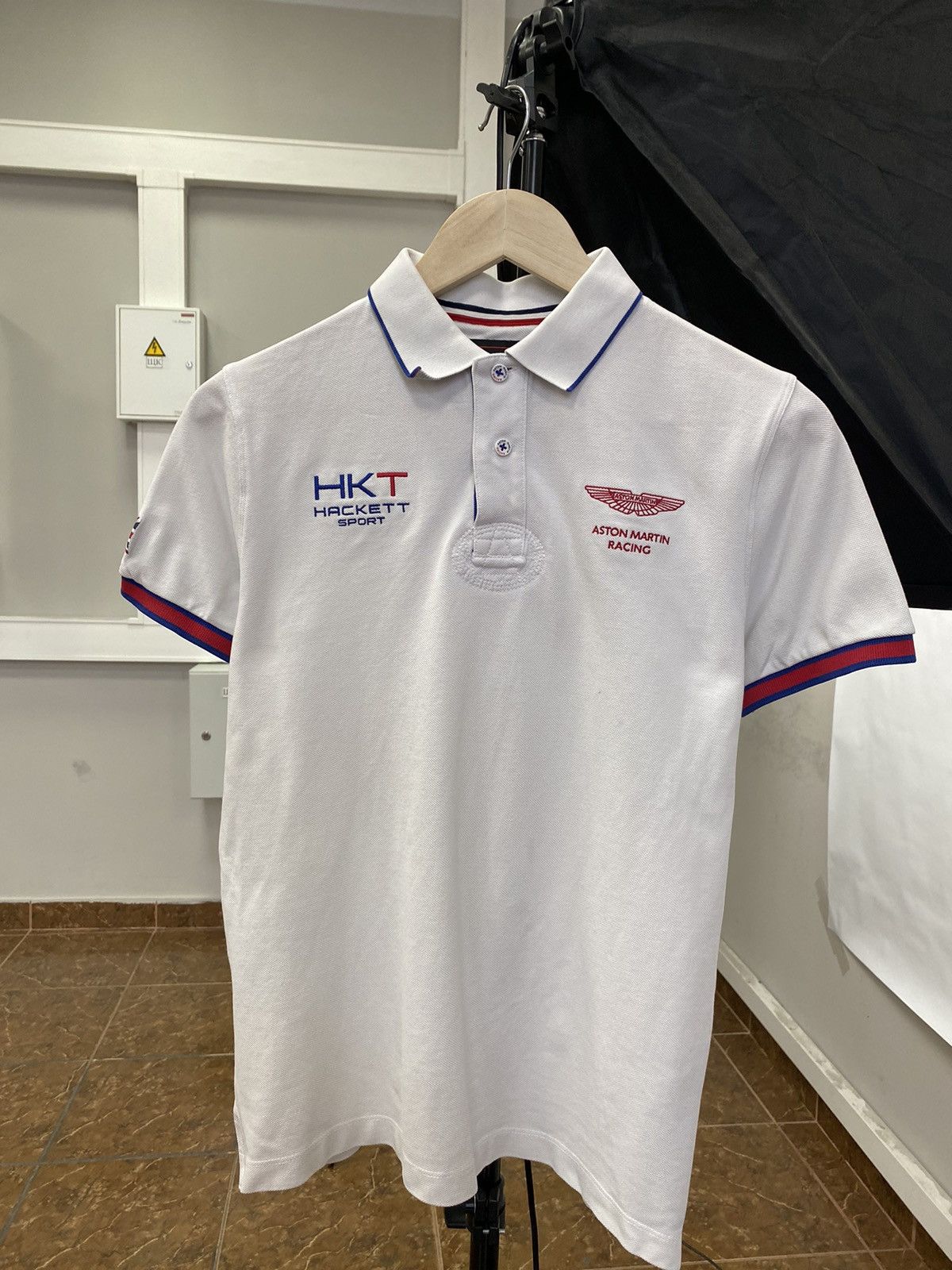 Hackett 🇬🇧 Aston Martin Racing Hackett Sport Rare t-Shirt Retro Y2K Size US S / EU 44-46 / 1 - 1 Thumbnail