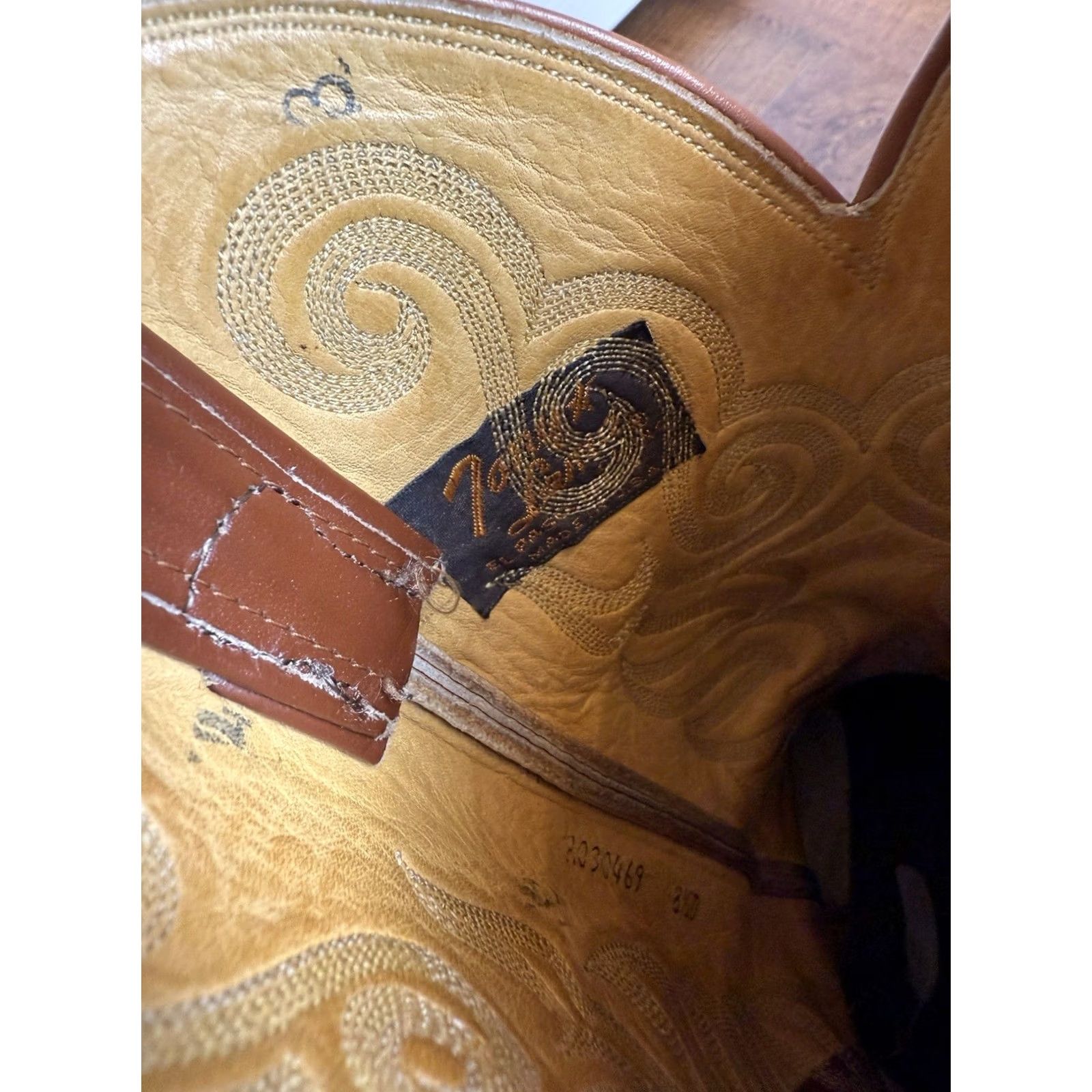 Tony Lama VINTAGE Tony Lama 8113 Exotic Python Brown Label Men's Size 8.5D Cowboy Boots - READ Size US 9 / EU 42 - 7 Thumbnail