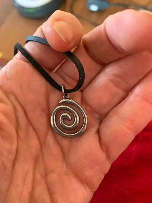Jewelry Spiral Pendant Necklace Size ONE SIZE - 2 Thumbnail