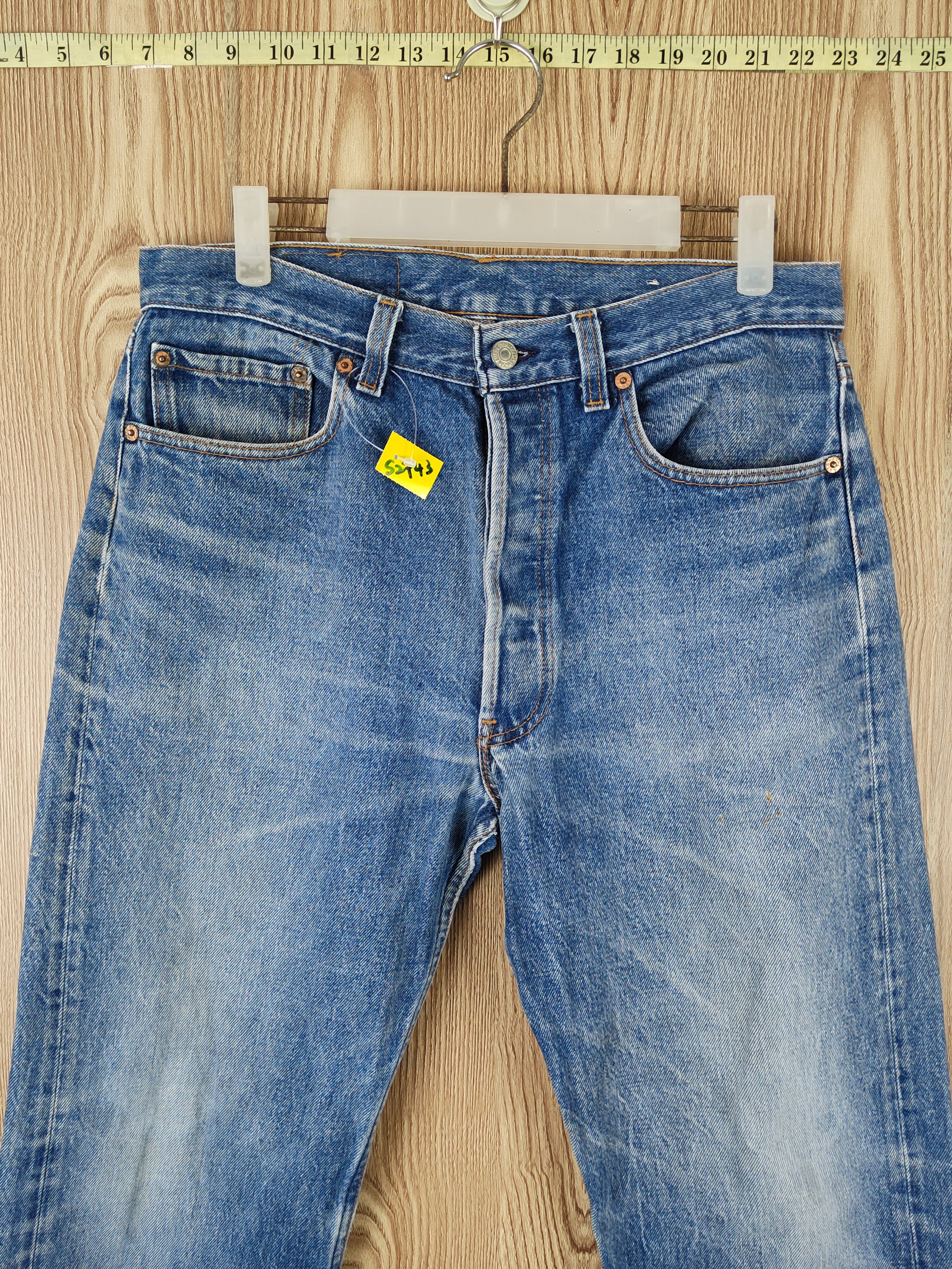 Levi's 80' vintage 501 Levi's Blue Distressed Ripped Jeans #S2743 Size US 33 - 2 Thumbnail