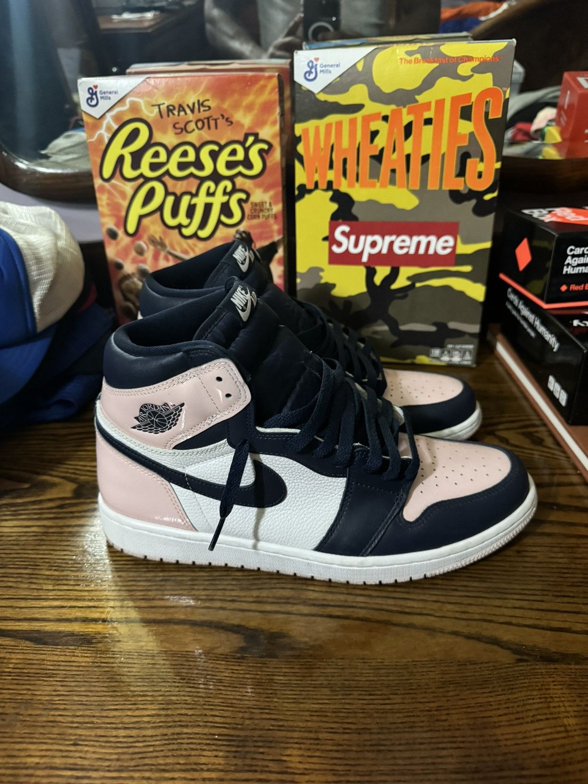 Jordan Brand Jordan 1 Bubble Gum Size US 10.5 / EU 43-44 - 3 Thumbnail