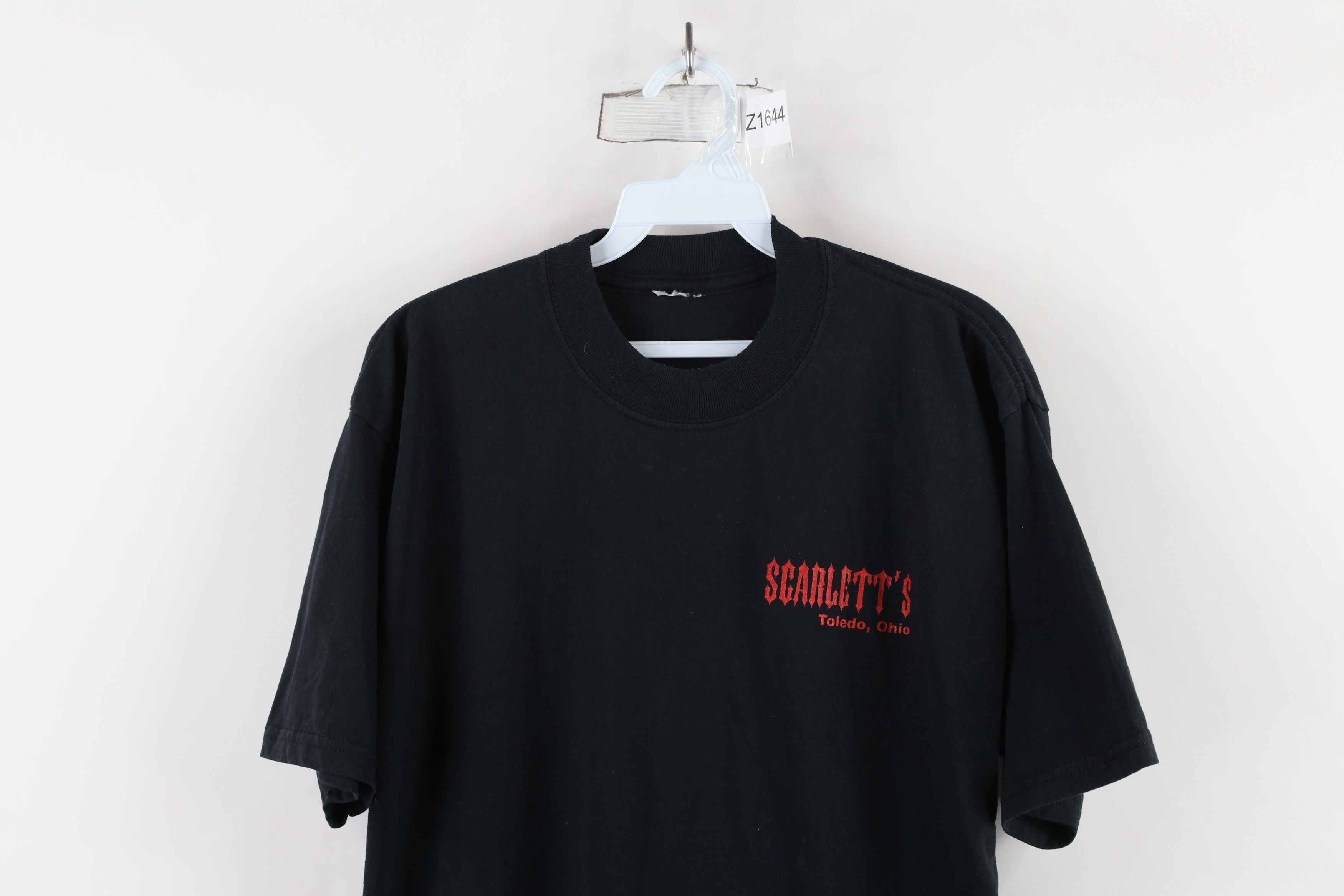 Vintage Vintage Streetwear Iron Cross Gentleman's Club T-Shirt Size US M / EU 48-50 / 2 - 2 Thumbnail