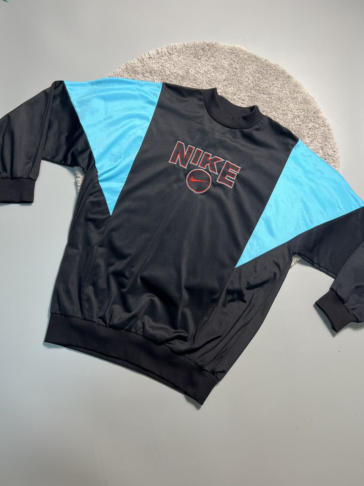 Nike × Vintage Vintage Nike Big logo sweatshirt Rare Size US S / EU 44-46 / 1 - 4 Thumbnail