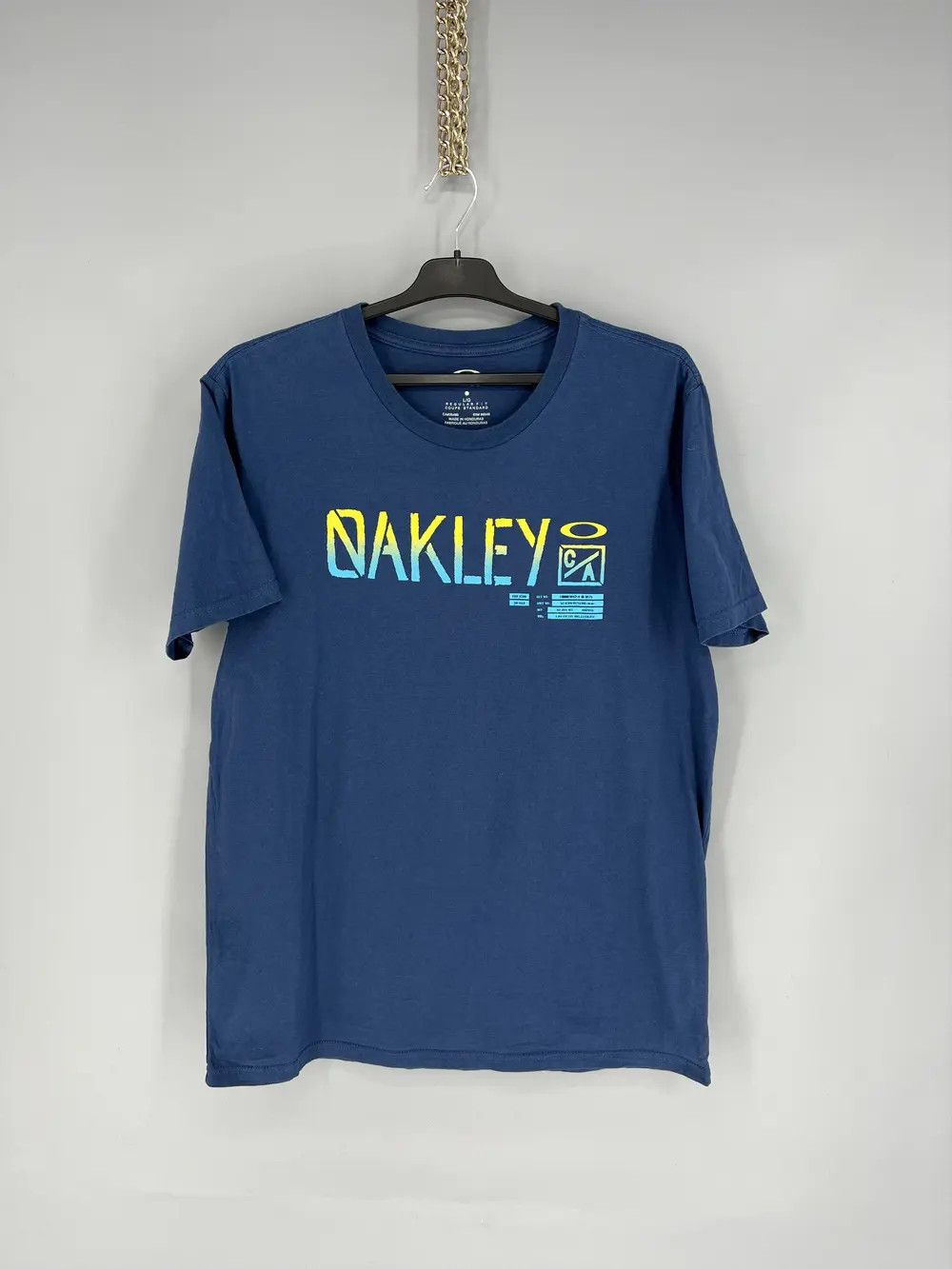Oakley Vintage 90s Oakley Software Big Logo T-shirts Outdoor Life Size US L / EU 52-54 / 3 - 1 Thumbnail