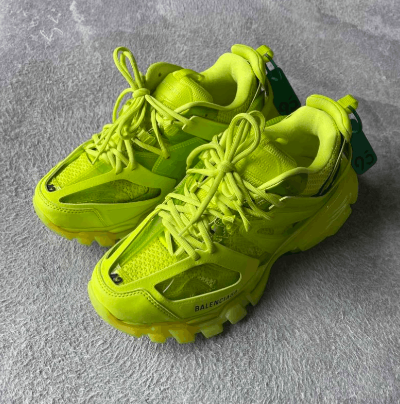 Balenciaga Balenciaga retro chunky sneakers Size US 9 / EU 42 - 1 Thumbnail